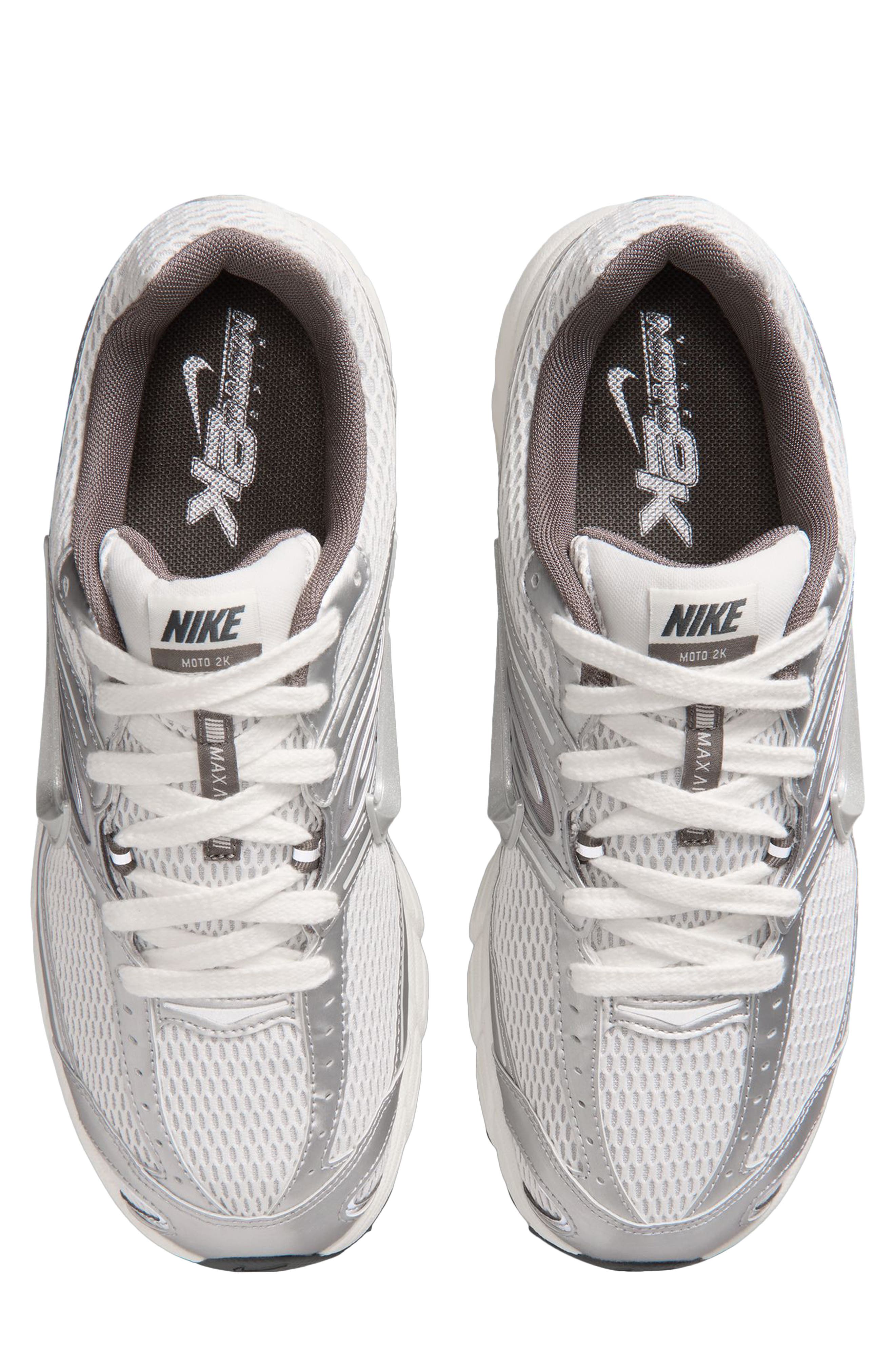 Air Max Moto 2K Sneaker, Alternate, color, PLATINUM TINT/ METALLIC SILVER
