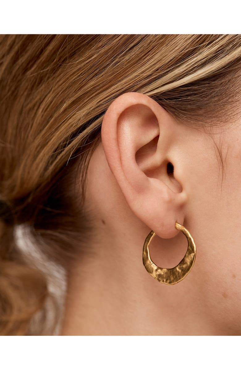 Monica Vinader Medium Capri Hoop Earrings, Alternate, color, 18K Gold Vermeil