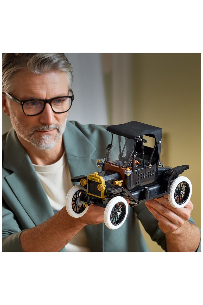 Icons Ford Model T Building Kit 11376, Alternate, color, MULTI