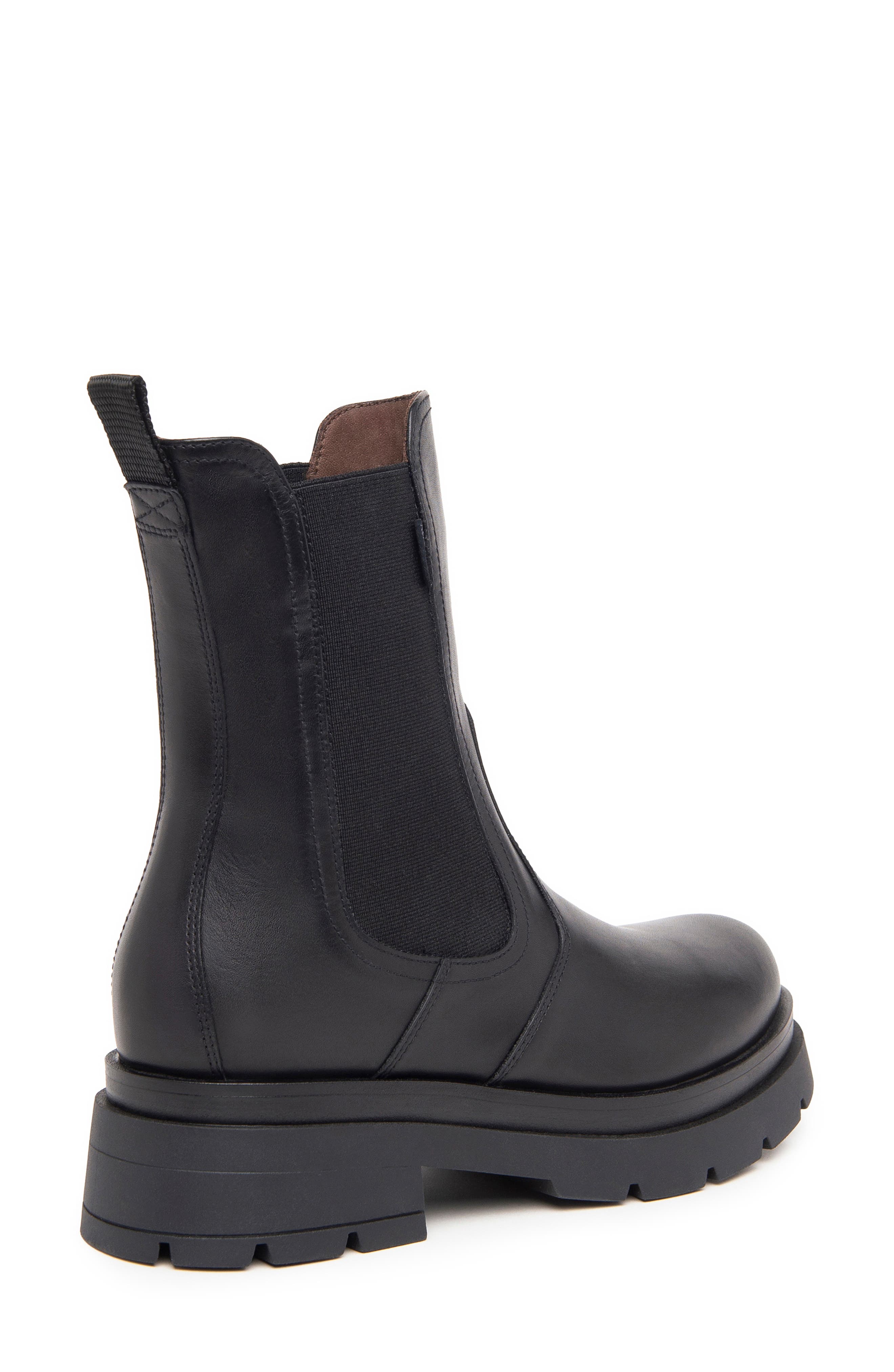 NeroGiardini Lug Sole Chelsea Boot, Alternate, color, Black