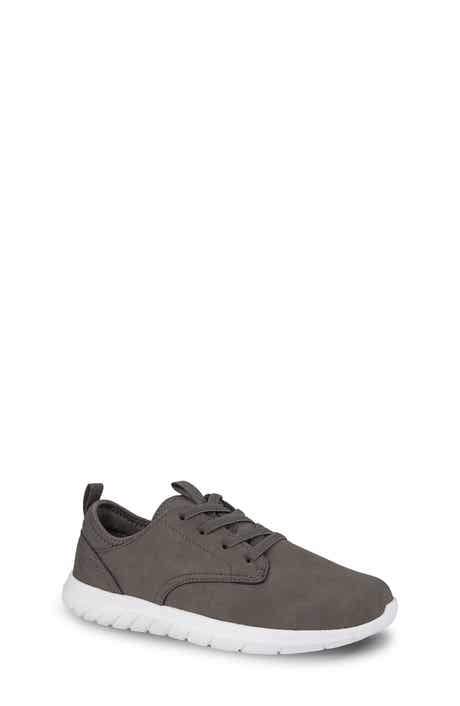 Deer Stags Kids' Cal Jr Slip-On Sneaker