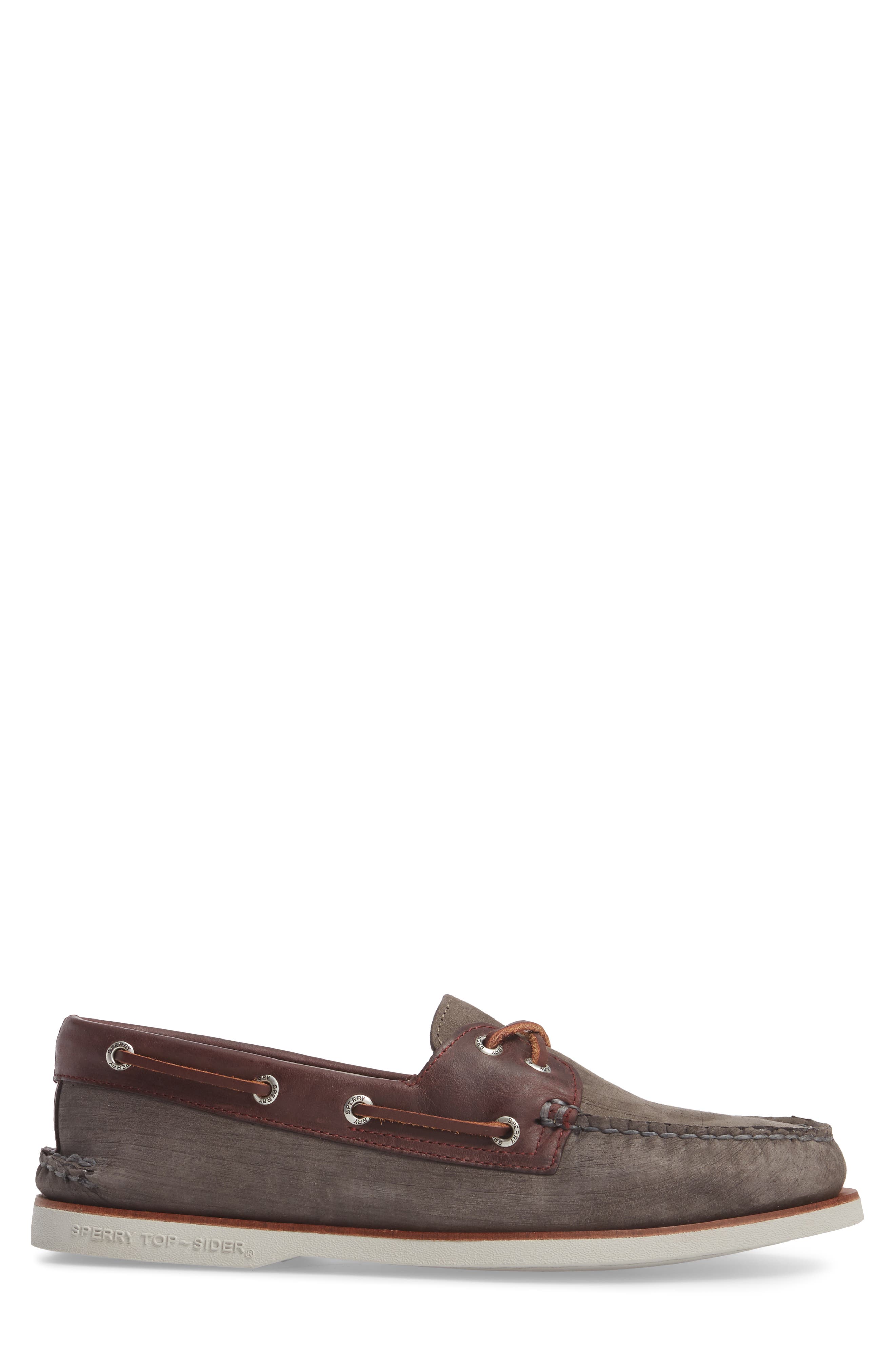 SPERRY TOP-SIDER<sup>®</sup> Sperry Gold Cup - Authentic Original Boat Shoe, Alternate, color, 