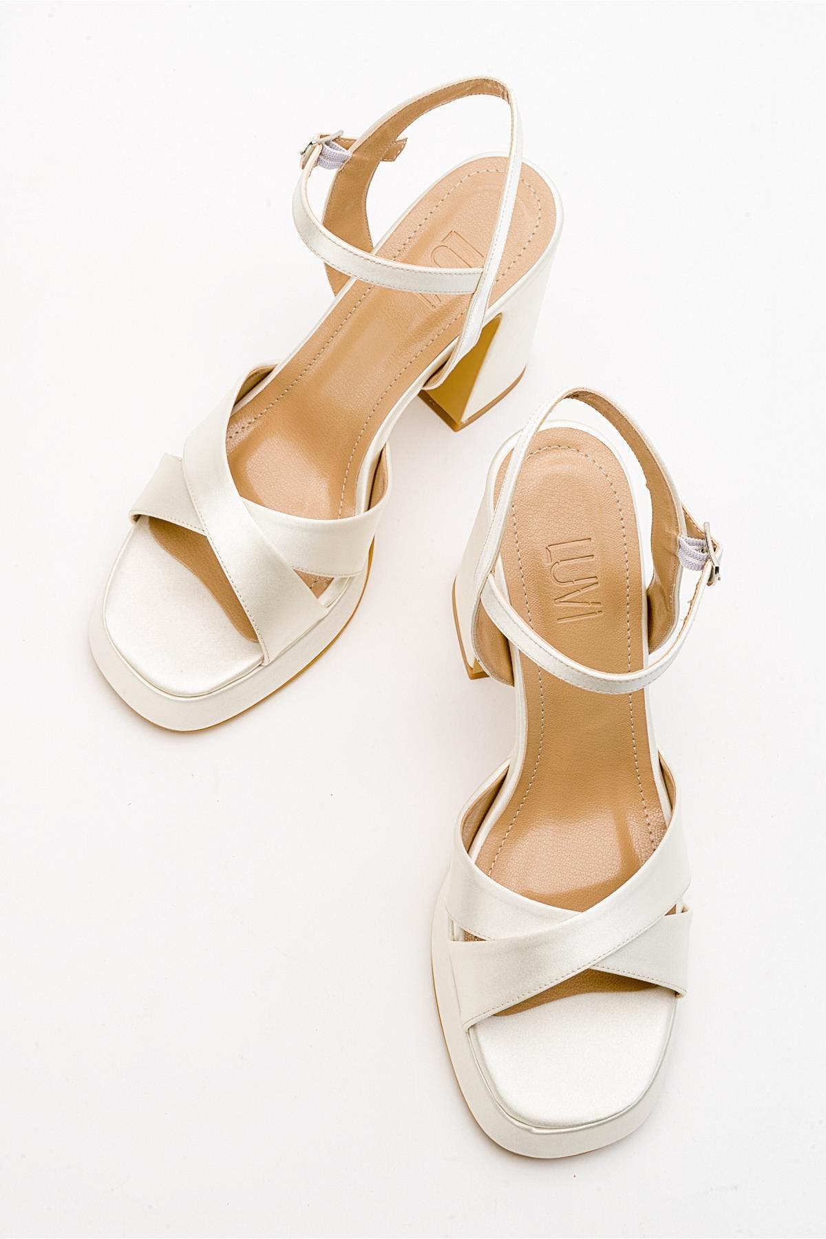 Yvonne Platform Sandals, Alternate, color, Ivory Beige