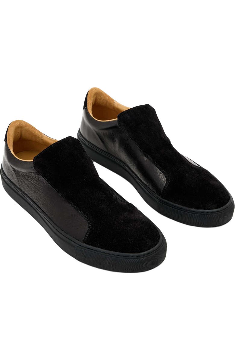 John Varvatos Reed Laceless Low Top Sneaker, Main, color, Black