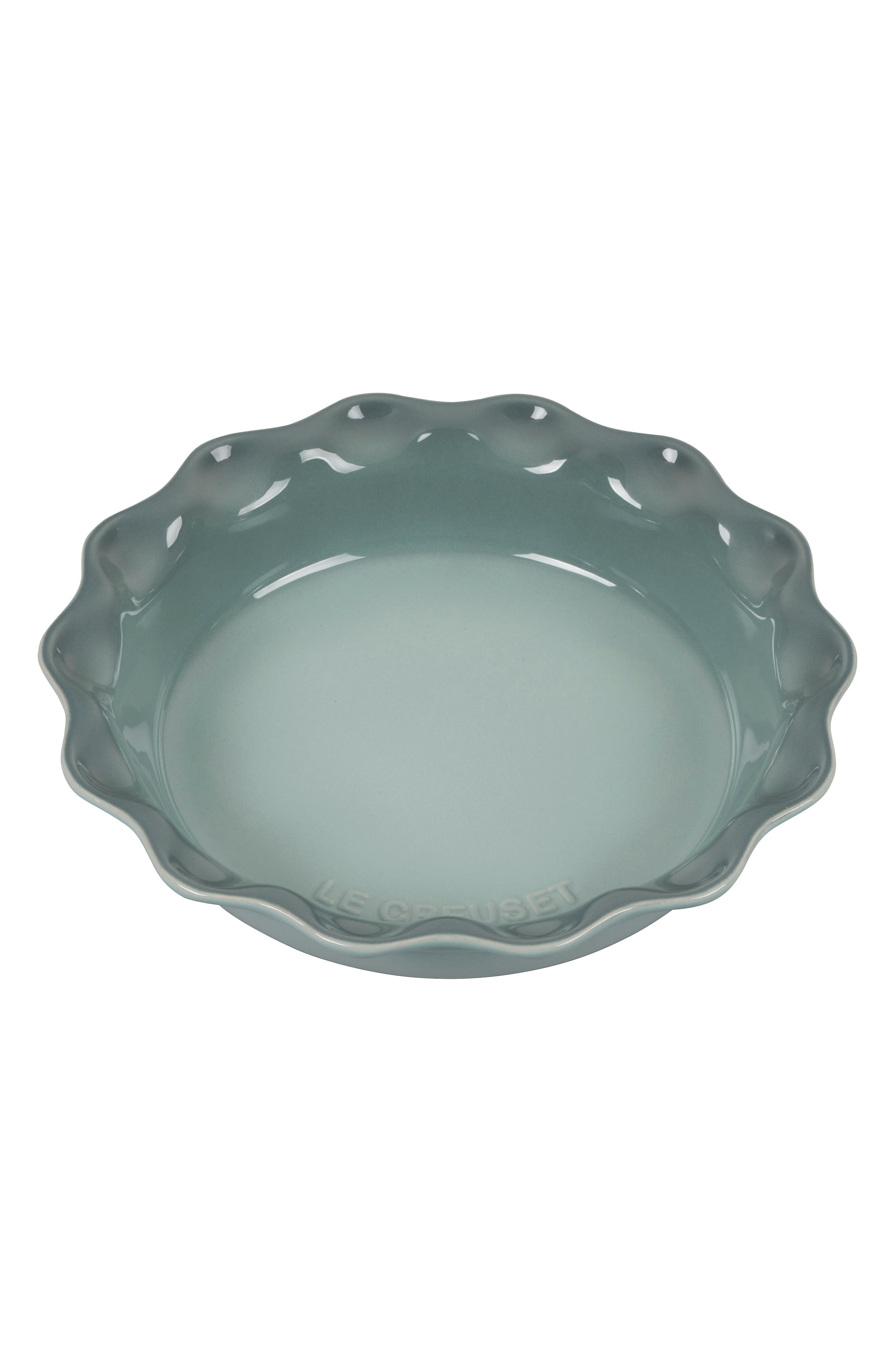 Le Creuset Heritage 9-Inch Stoneware Pie Dish - Sea Salt