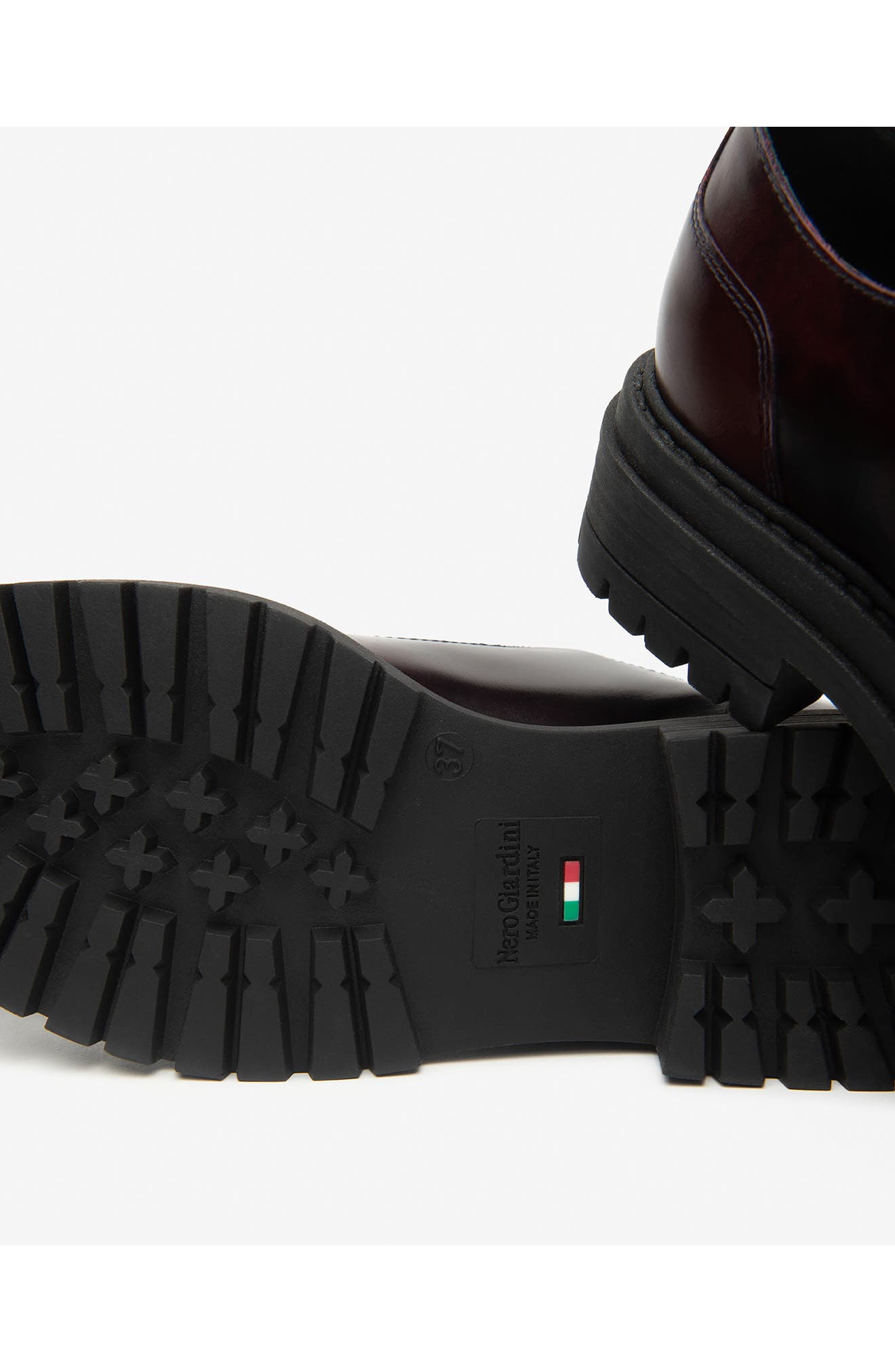 NeroGiardini Lug Sole Mary Jane Flat, Alternate, color, Bordeaux