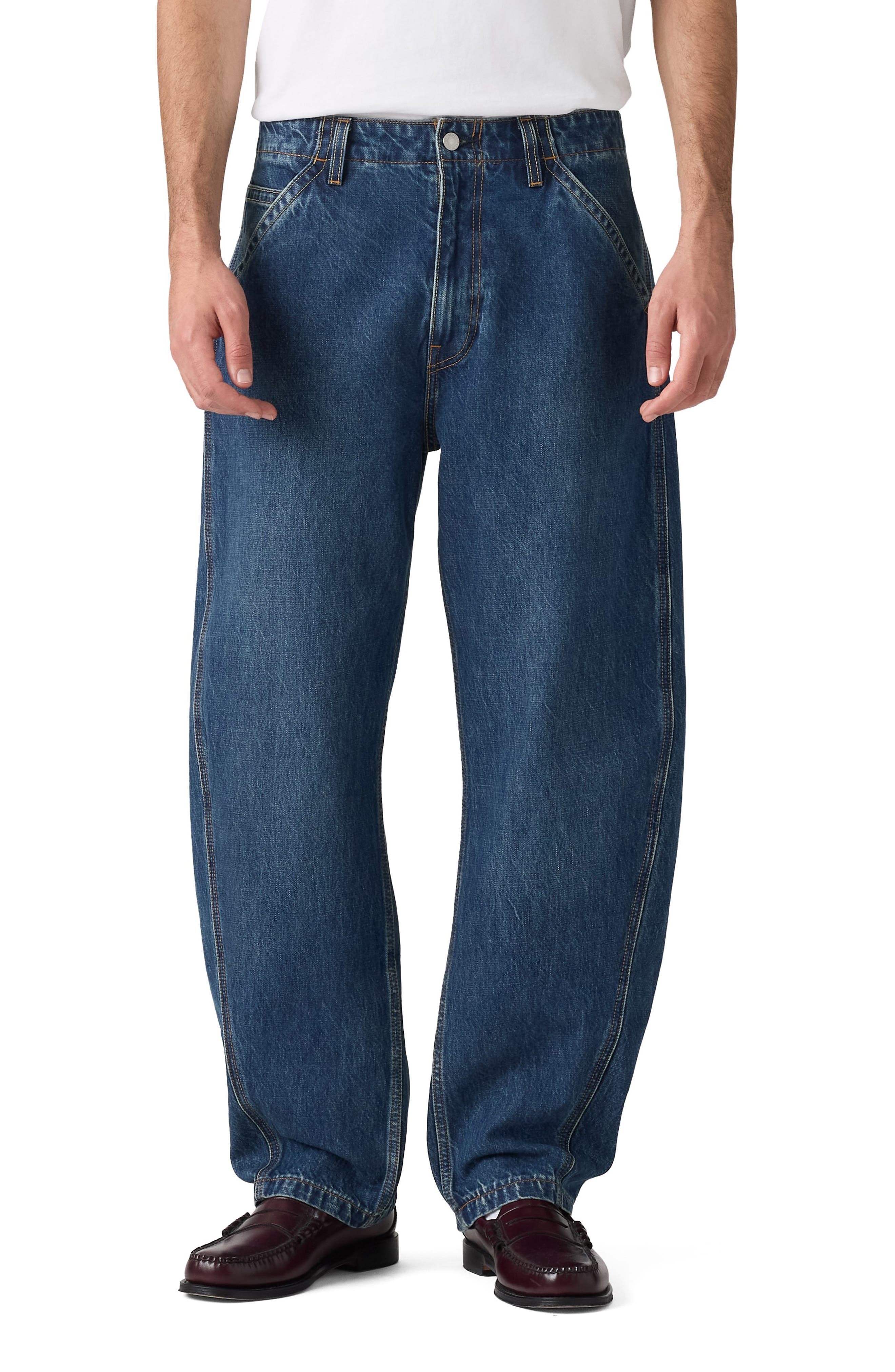 Loose Barrel Jeans
