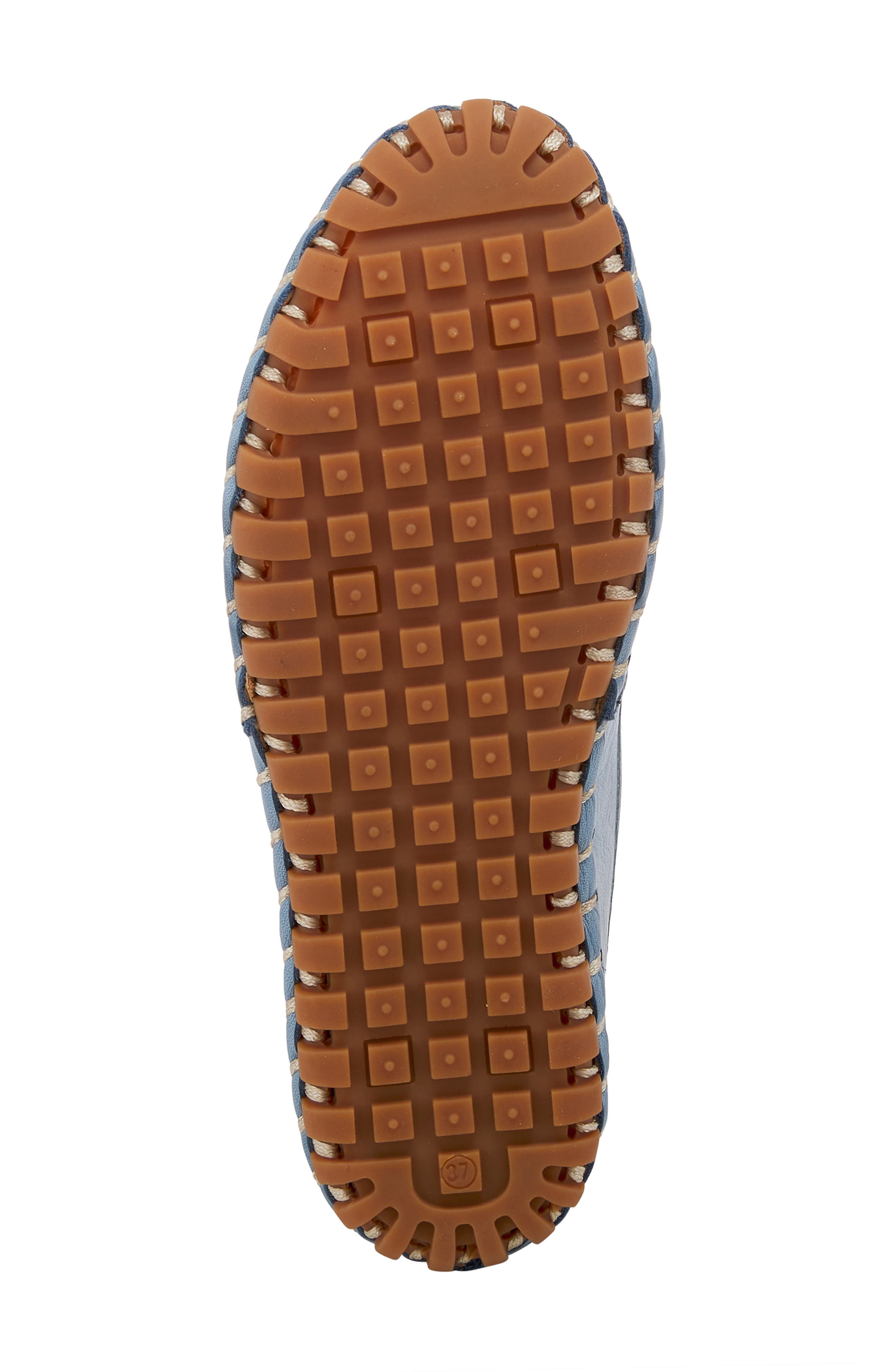 Kathaleta Flat, Alternate, color, BLUE