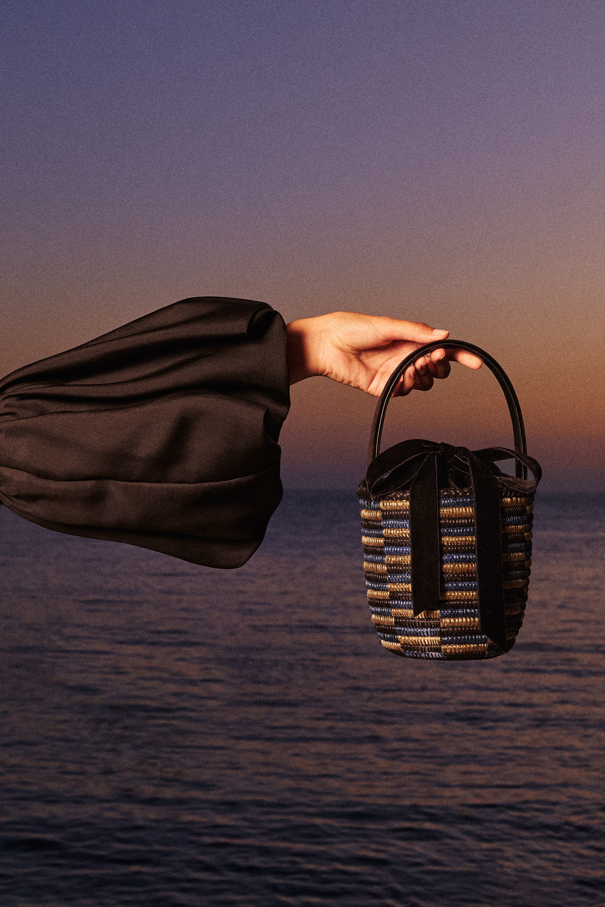 Cesta Collective Velvet Bow Party Pail Basket Bag, Alternate, color, 