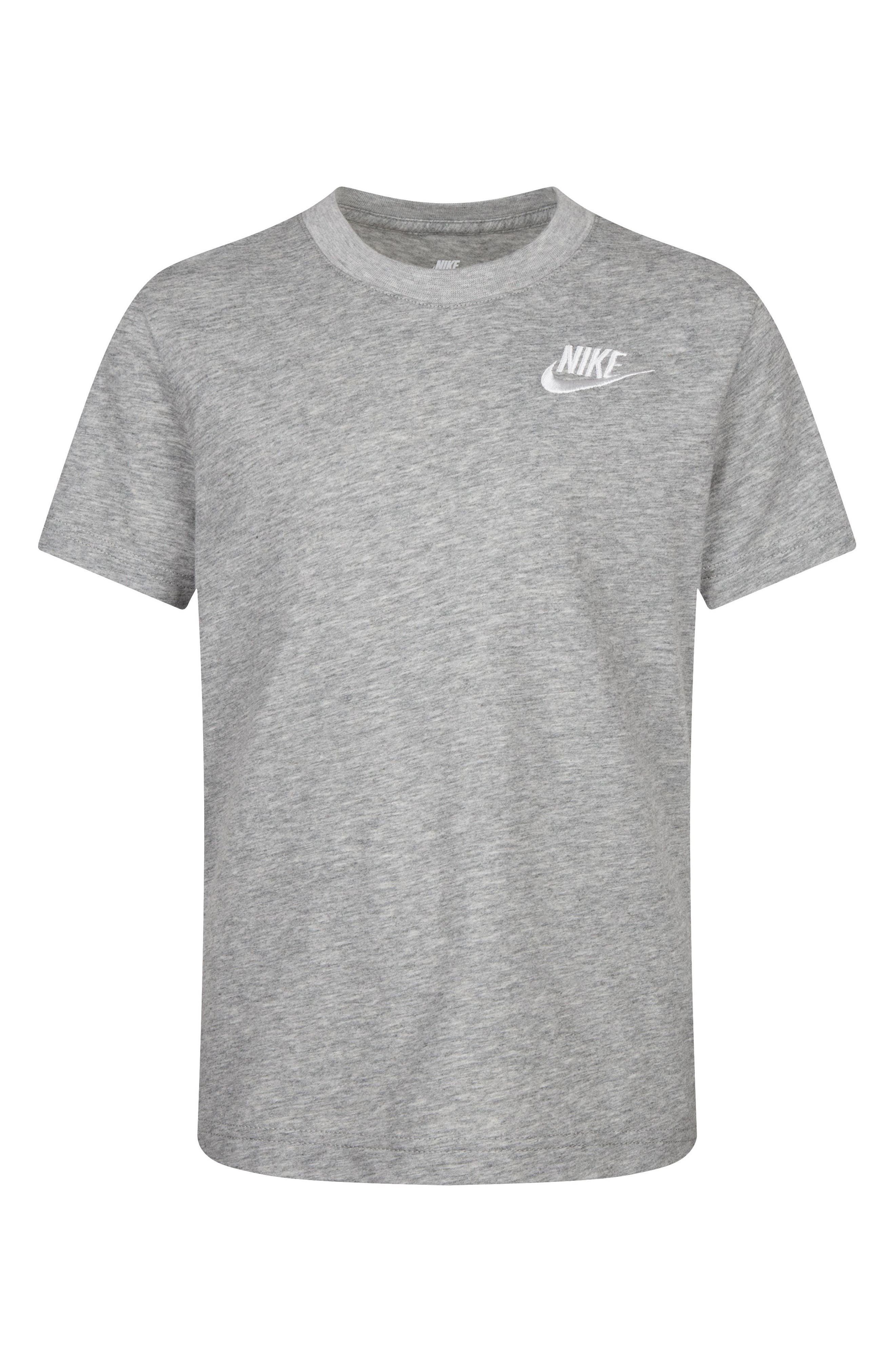 nike shirts and sweatshirts
