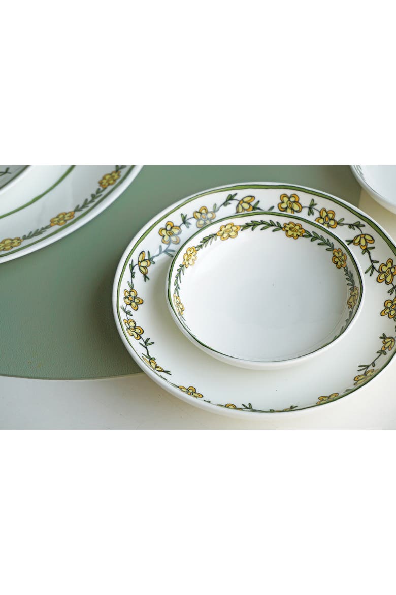 Heritage Daisy Chain Assorted Set of 3 Canape Dishes, Alternate, color, Multi