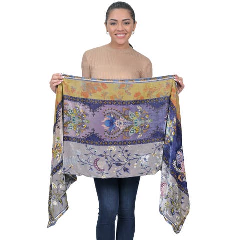 Vintage Bloom Tapestry Style Scarf