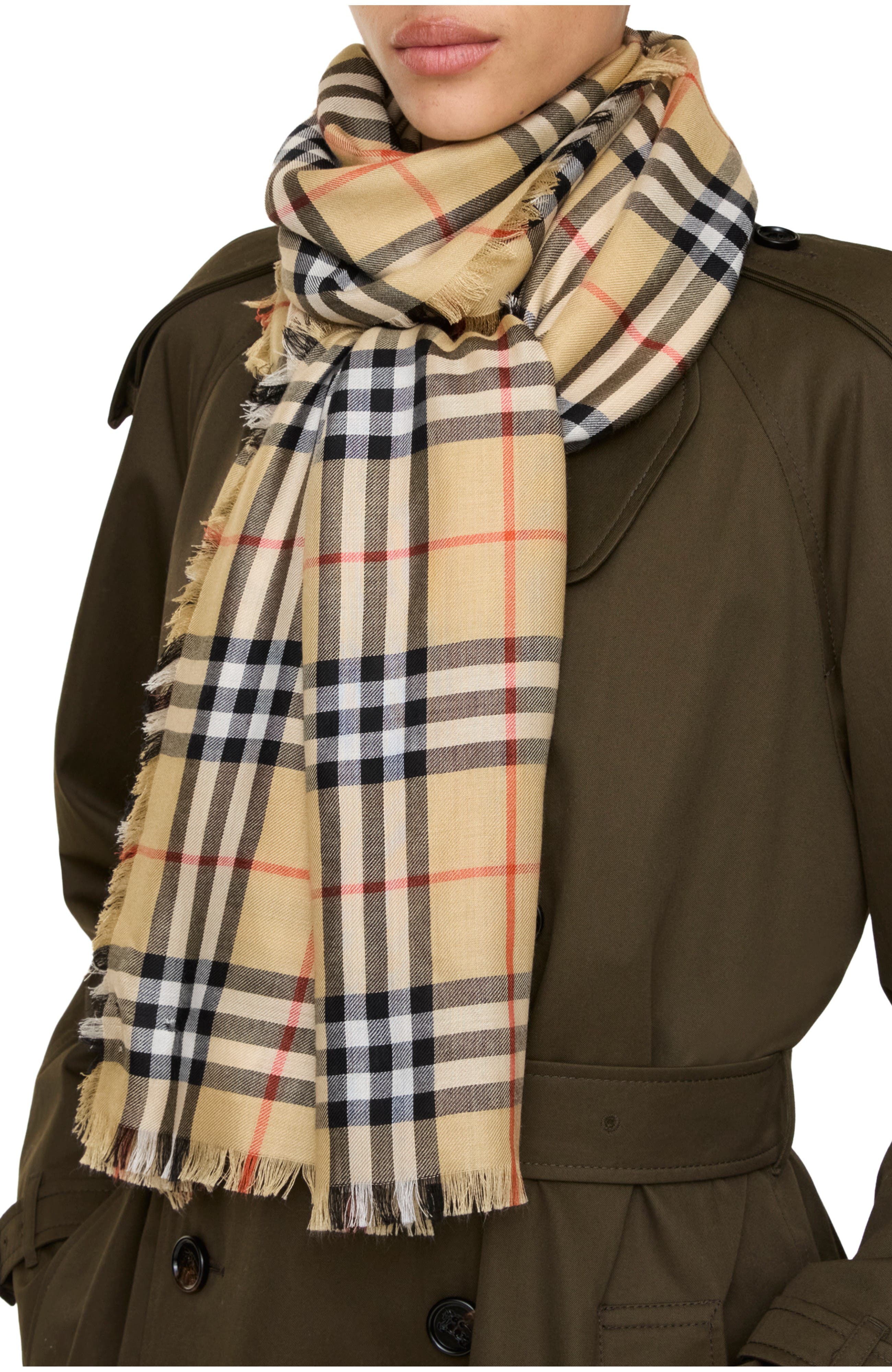 selected Sand beige