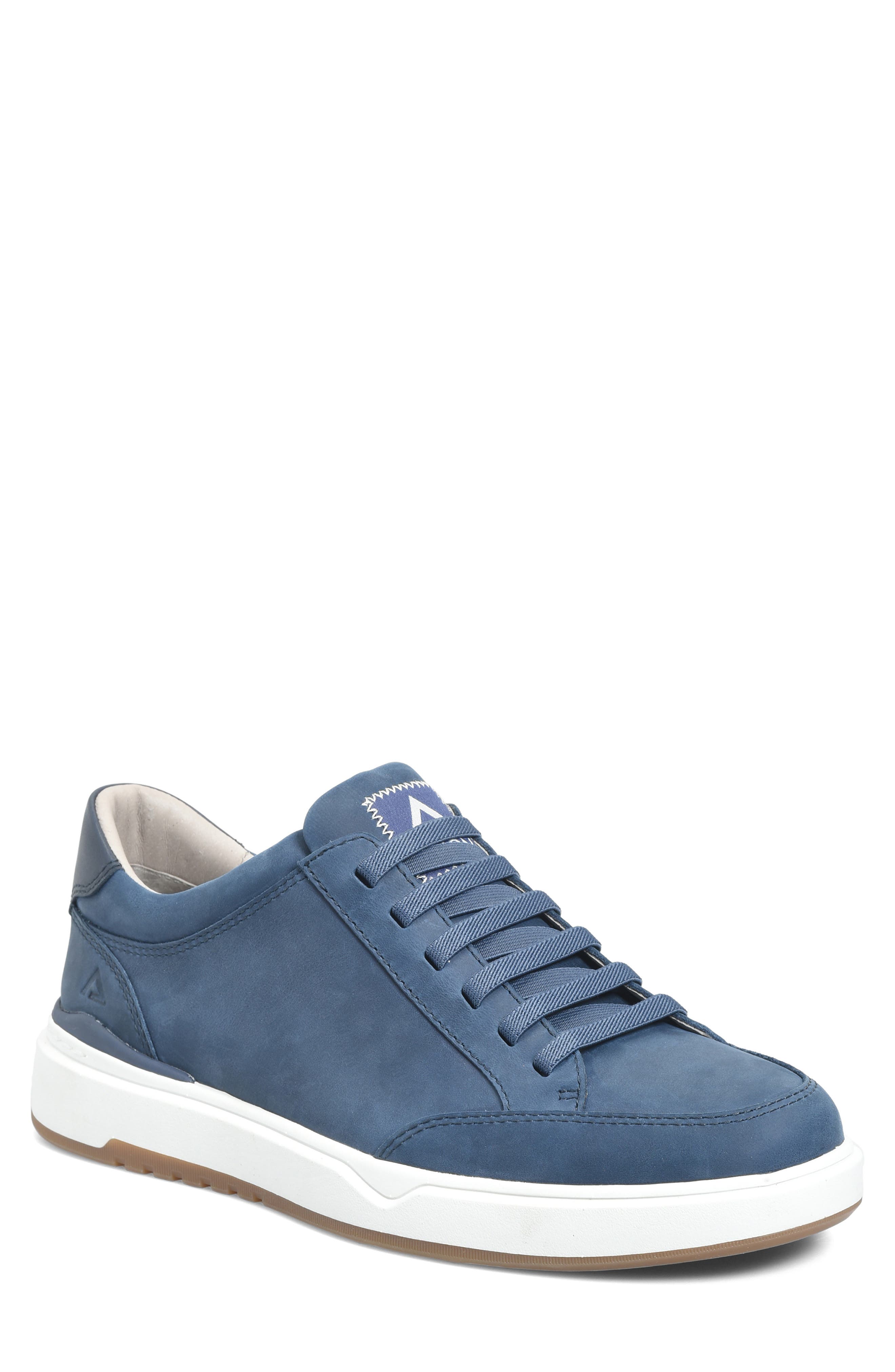 TRUE BLUE