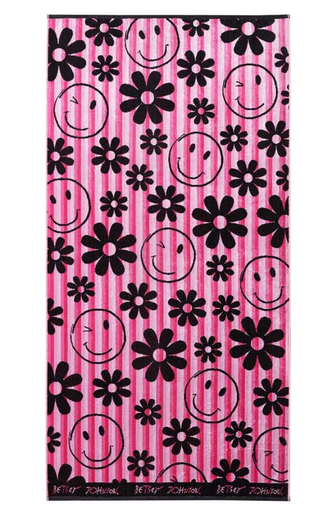 Smiley Daisy Beach Towel