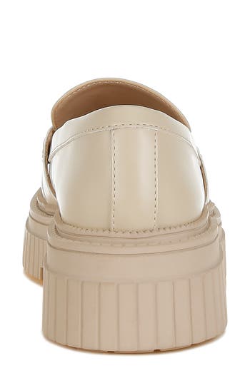 London Rag Grosbeak Chunky Sole Loafer In Beige