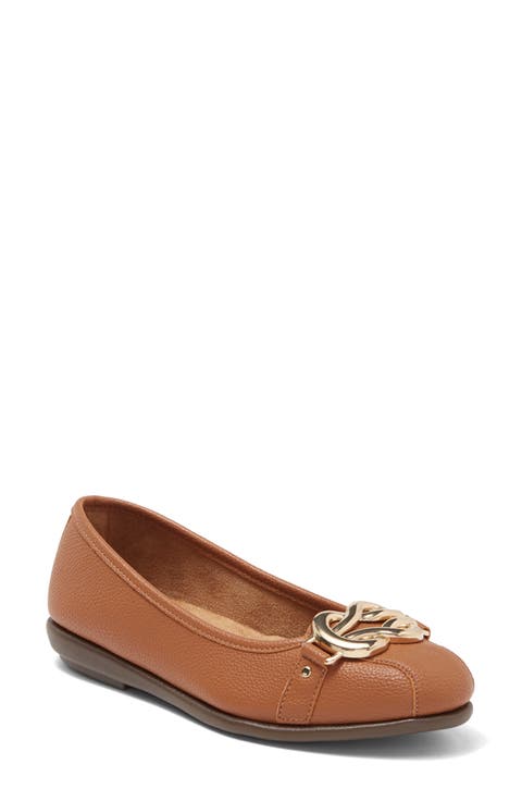 Big Bet Pebbled Flat - Wide Width Available (Women)