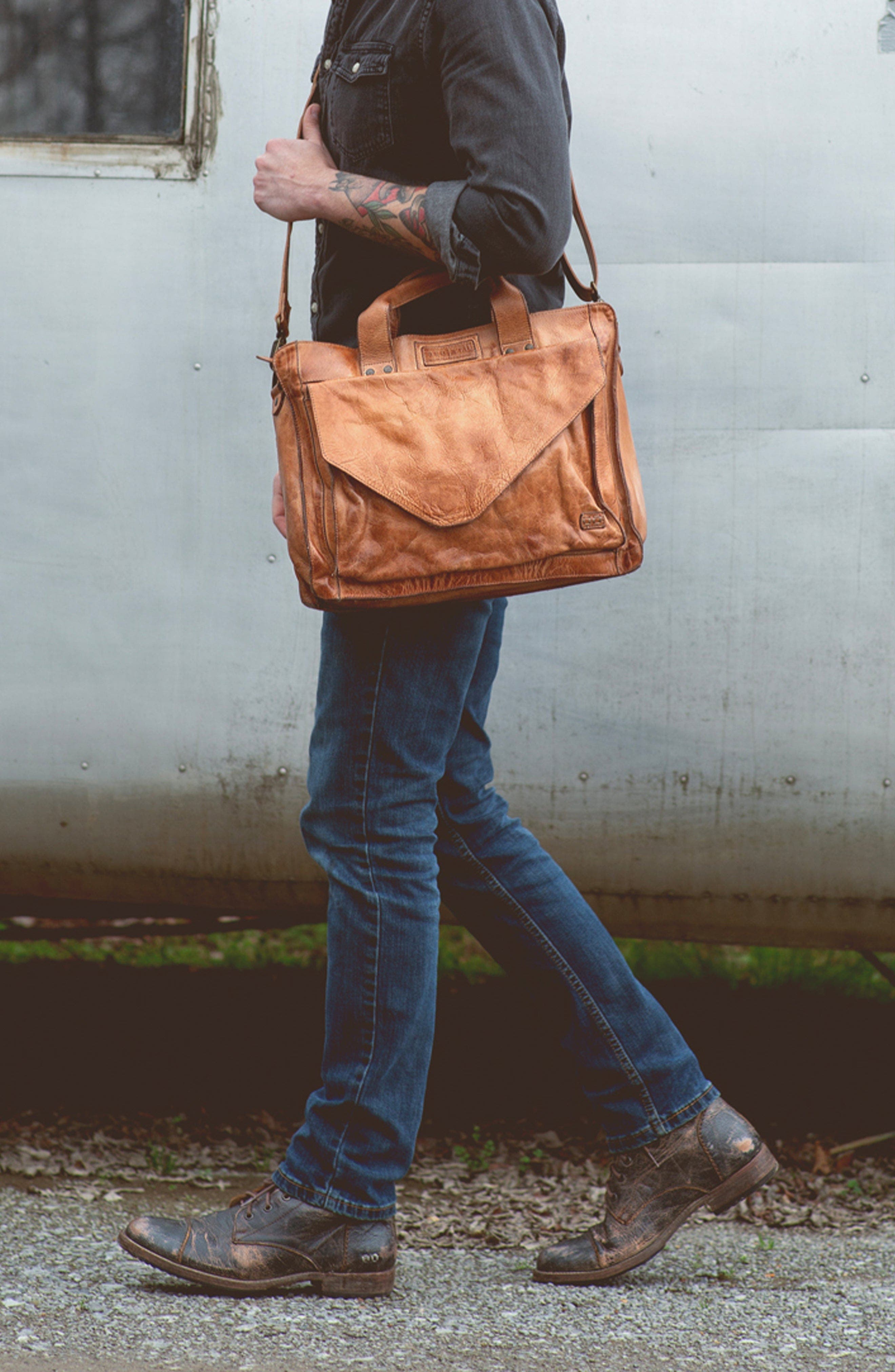 Depp Messenger, Alternate, color, Tan DD