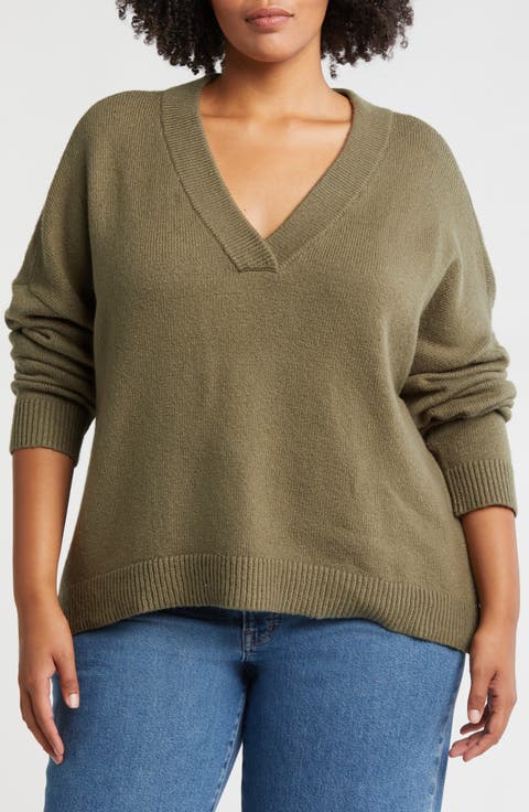 Oversize V-Neck Sweater (Plus)