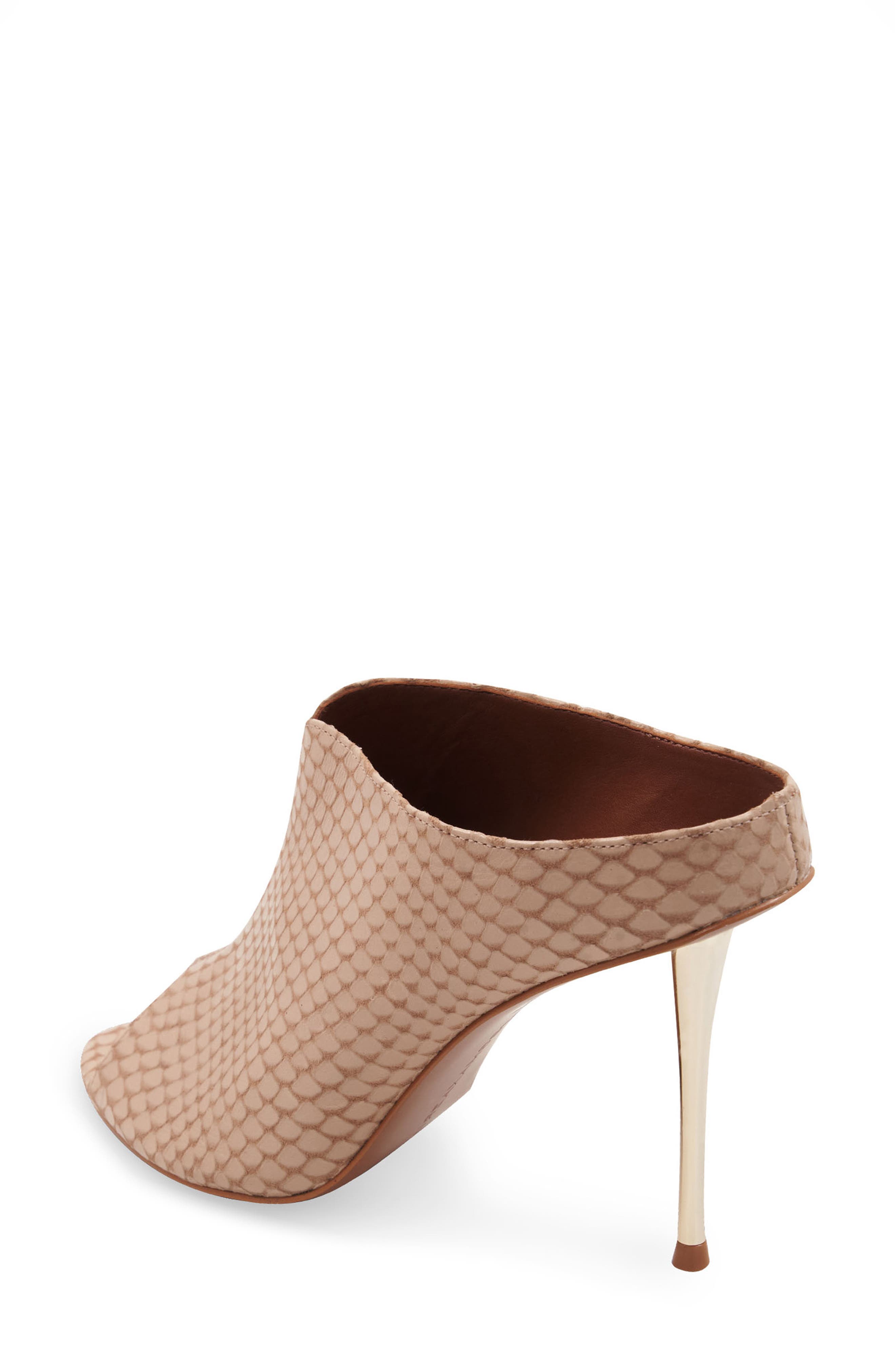 Teela Mule, Alternate, color, ALMOND
