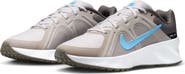 Nike Metro Tek Sneaker