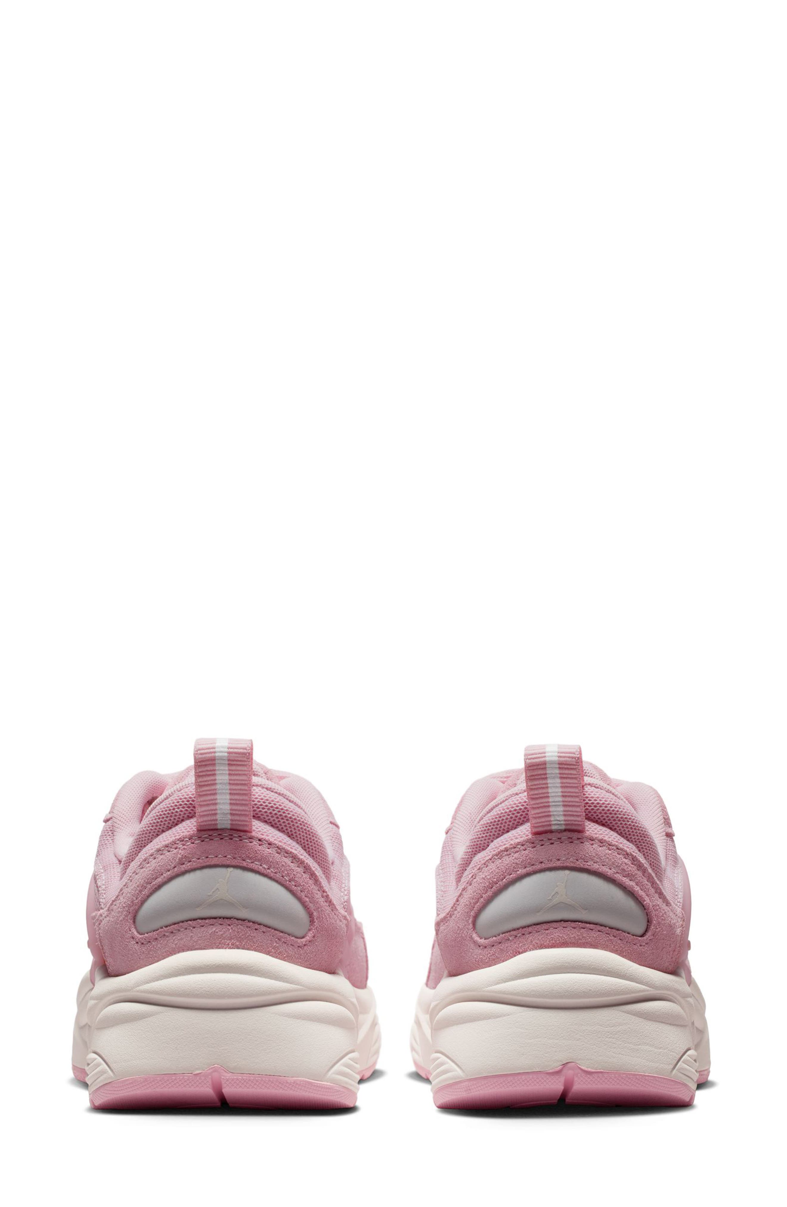 Jordan Trunner O/S Sneaker, Alternate, color, 607 Icdcmn/Phantm