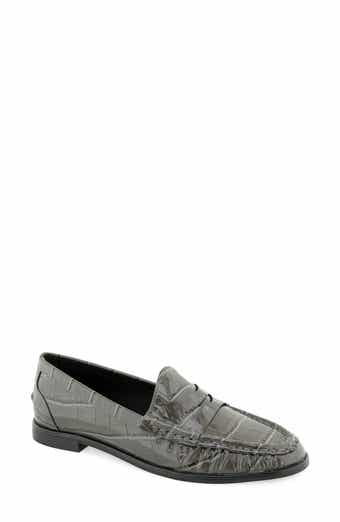 Zoila Penny Loafer