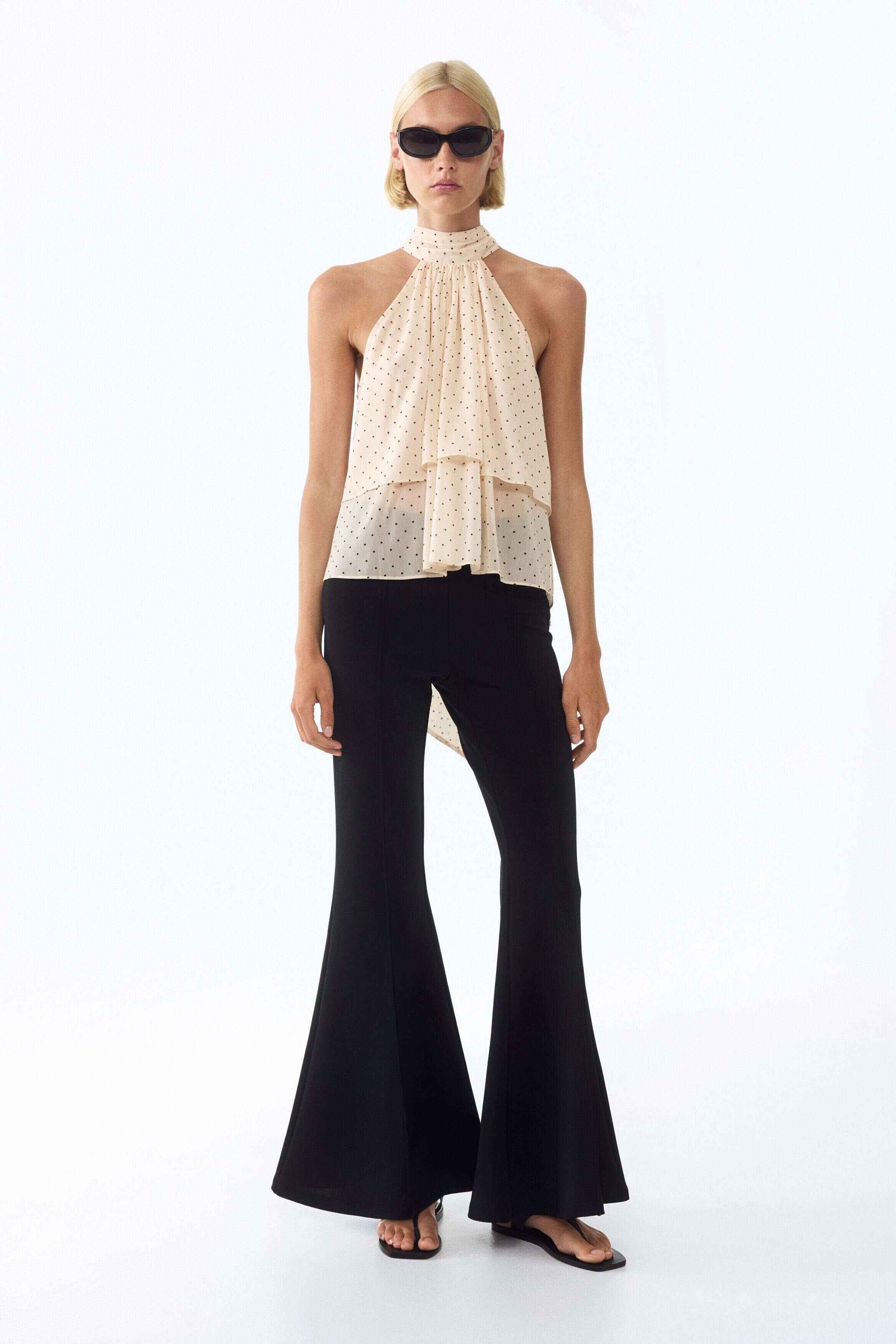 selected Light beige/polka dot