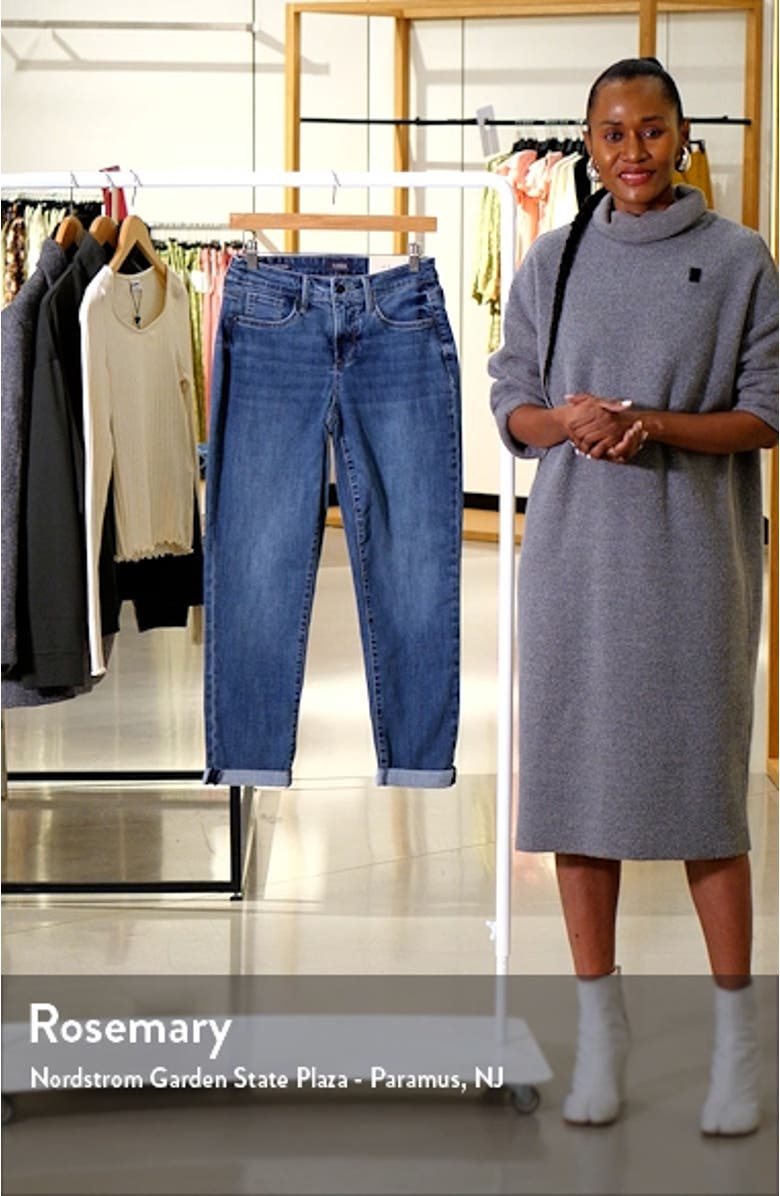 Margot Girlfriend Jeans, sales video thumbnail