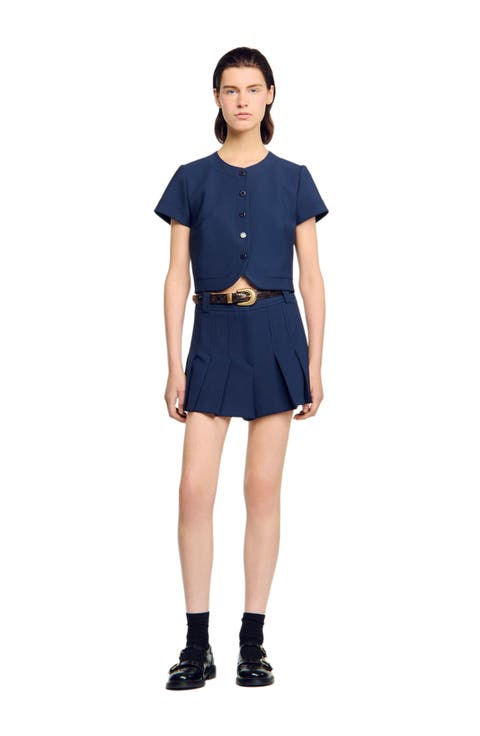 Rounded hem buttoned crop top