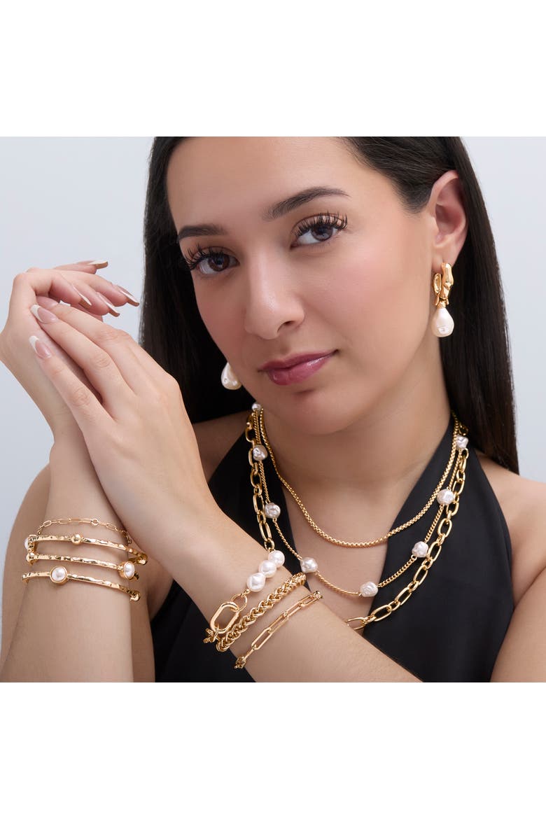 Chain Cuff Bracelet, Alternate, color, Gold