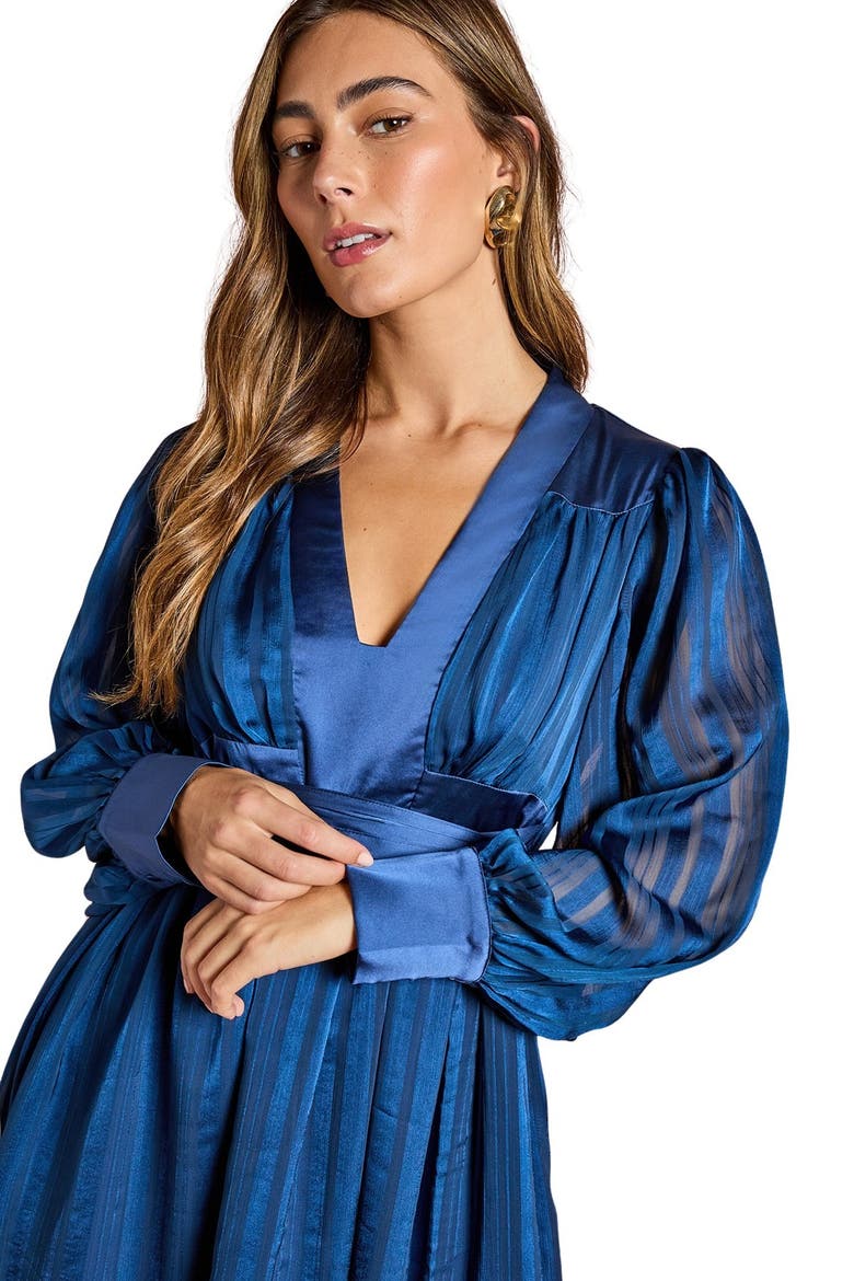 V-Neck Long Sleeve Maxi Dress, Alternate, color, Navy