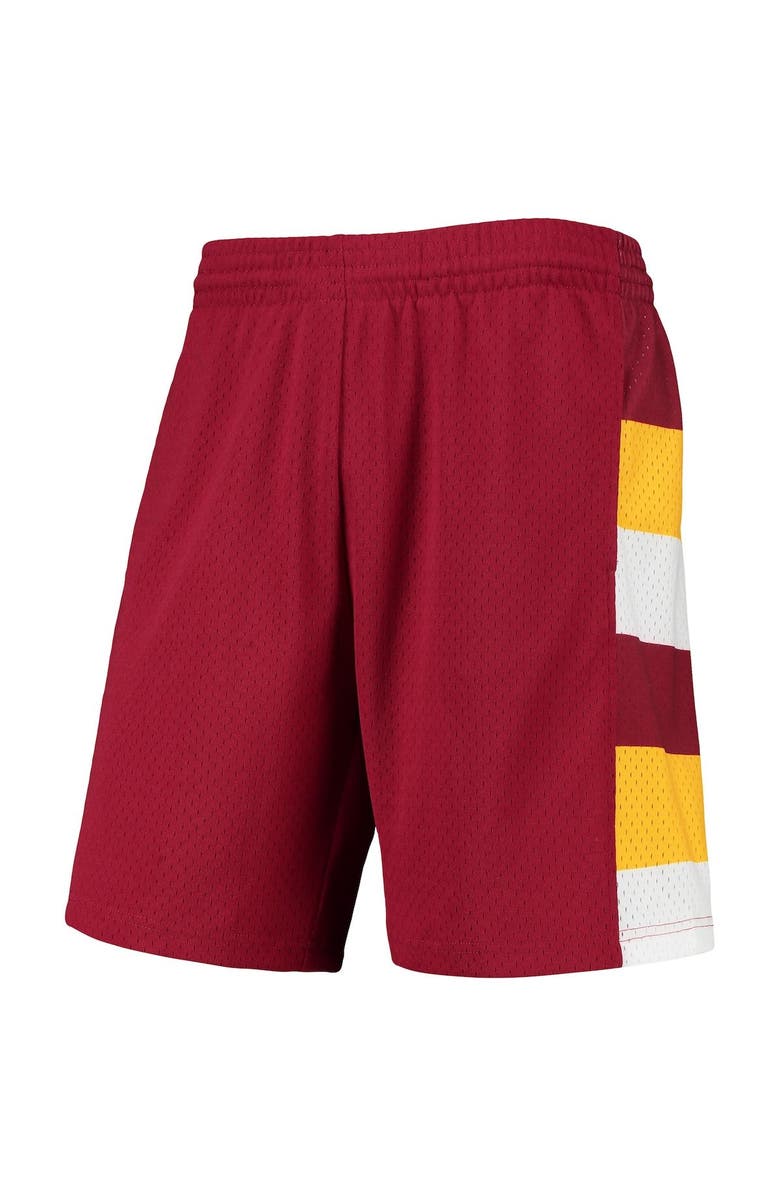 Mitchell & Ness Men's Mitchell & Ness Wine Cleveland Cavaliers 1979-80 Hardwood Classics Swingman Shorts, Alternate, color, 