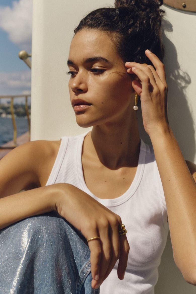Bianca Daily  Hoops, Alternate, color, Ivory