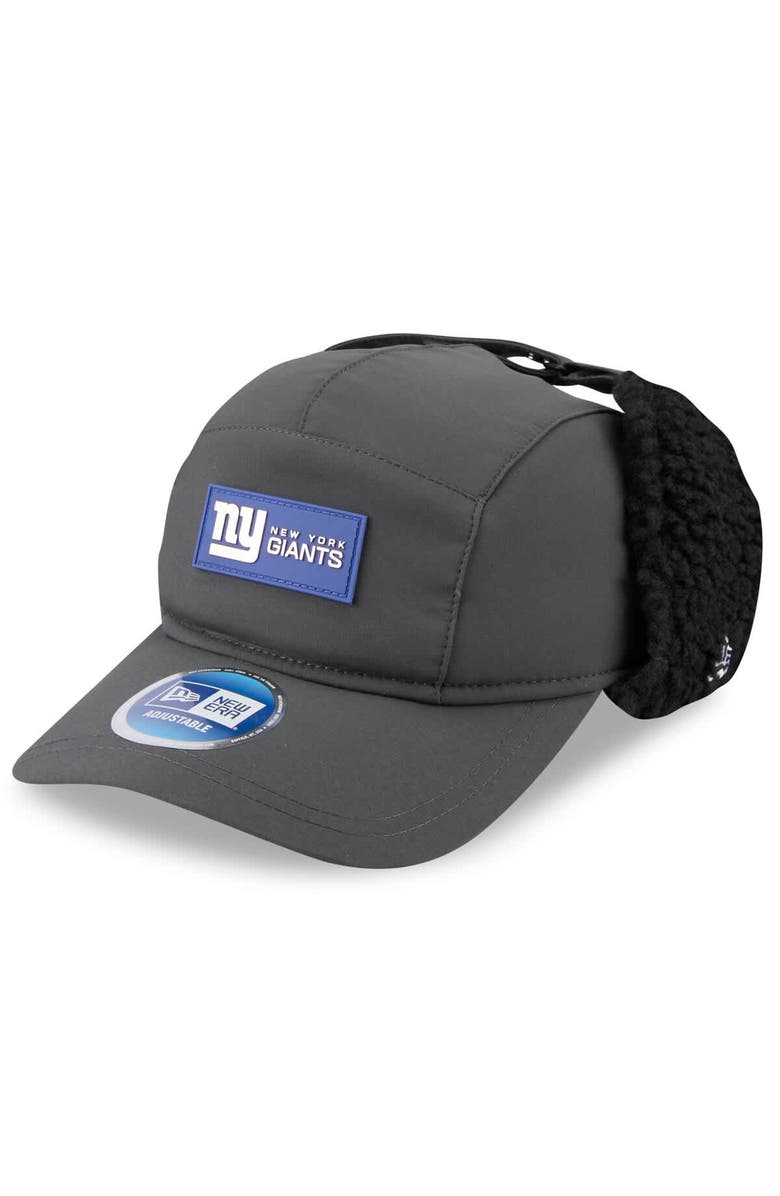 New Era Men's New Era Charcoal New York Giants 2025 Sideline Cold Weather Runner Dog Ear Adjustable Hat, Main, color, Charcoal