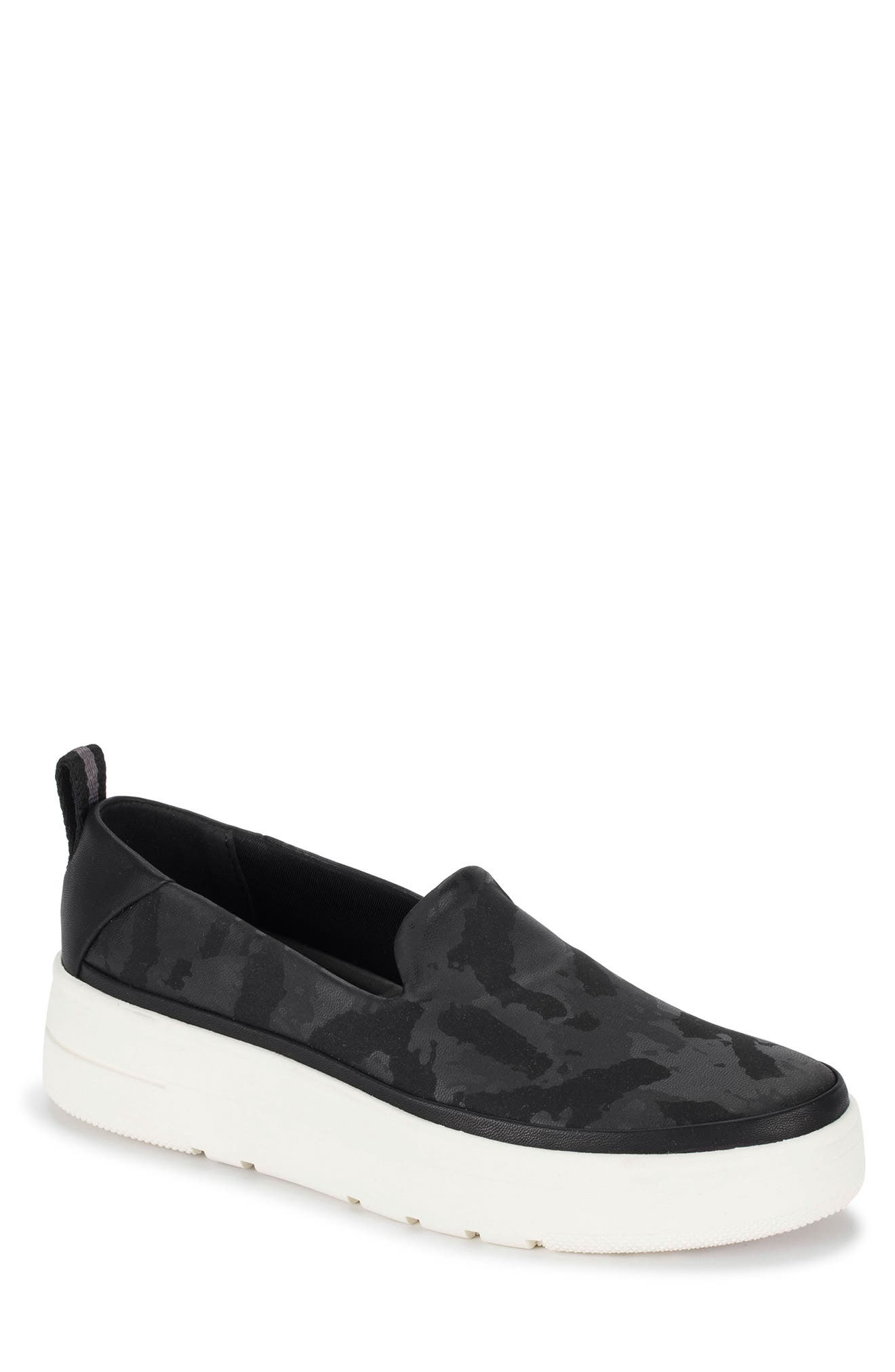 BARETRAPS Nevin Platform Slip-On Sneaker