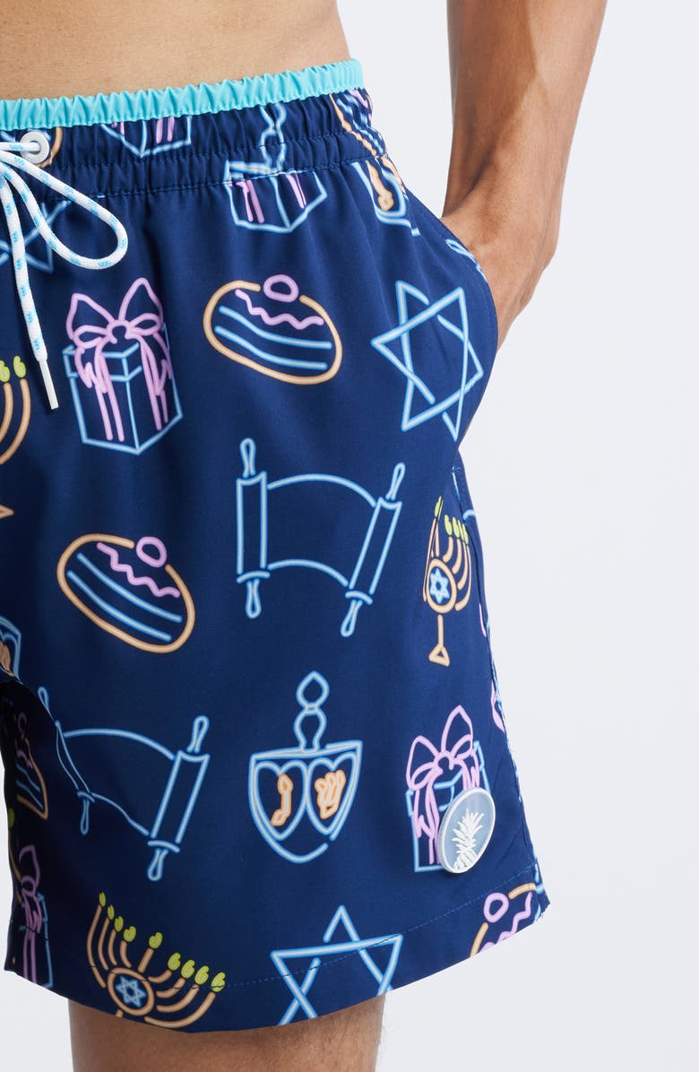 Chubbies The Celebrations 5.5-Inch Classic Swim Trunks, Alternate, color, 