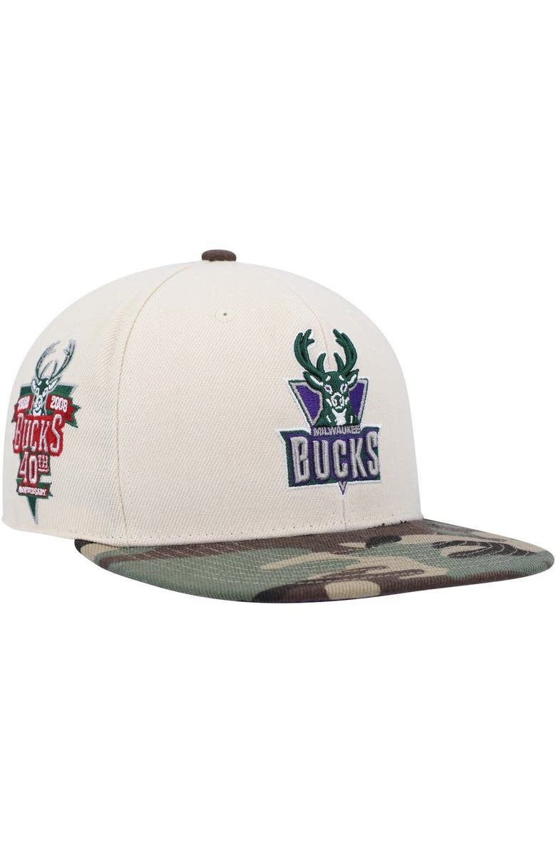 Mitchell & Ness Men's Mitchell & Ness Cream/Camo Milwaukee Bucks Hardwood Classics 40th Anniversary Off White Camo Fitted Hat, Main, color, 