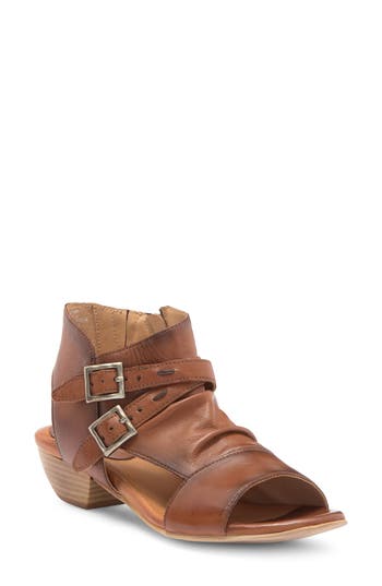 MIZ MOOZ MIZ MOOZ CASSIUS RUCHED SANDAL 