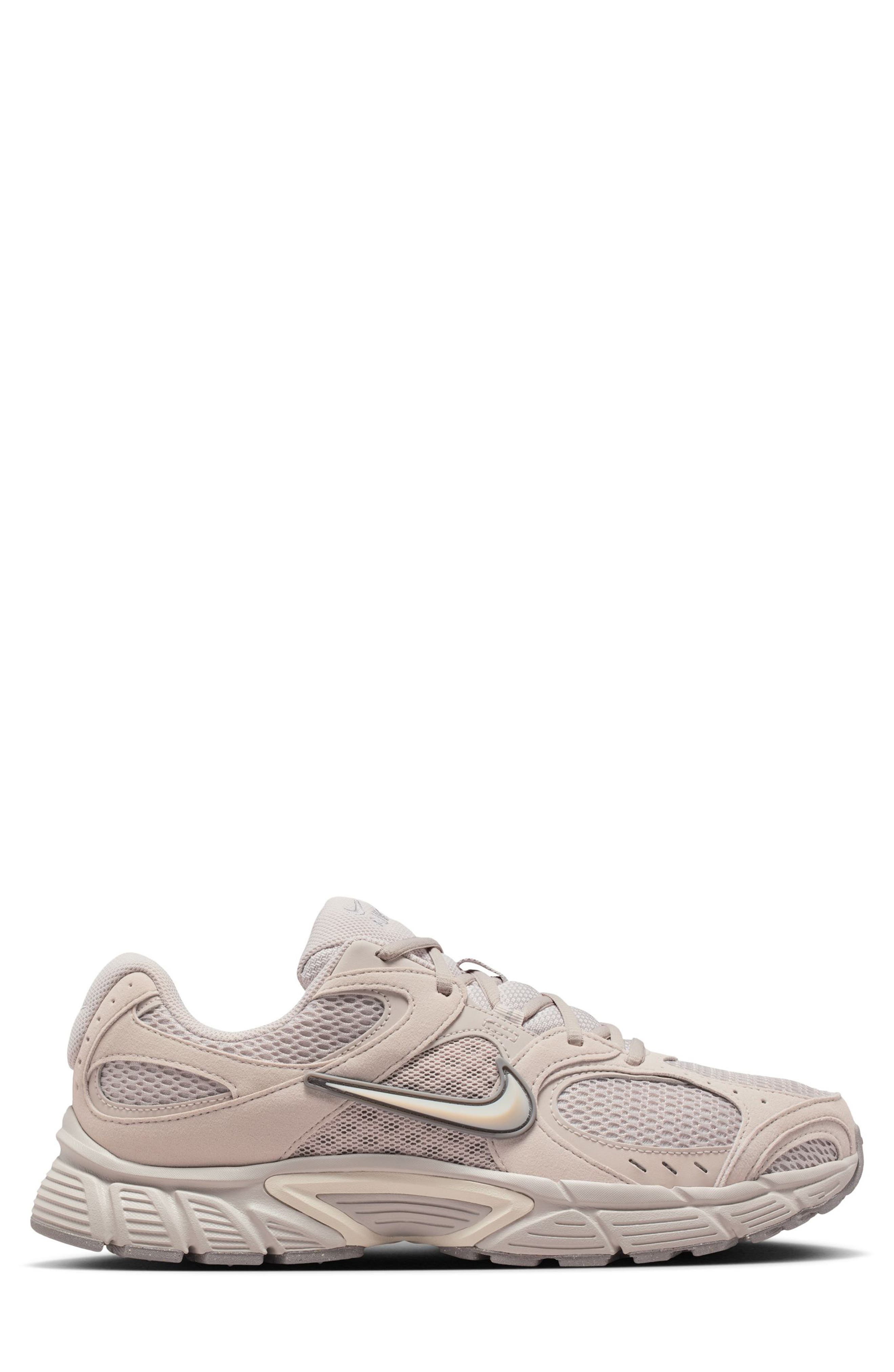 V5 Runner Sneaker, Alternate, color, MOON PARTICLE/ OREWOOD BROWN