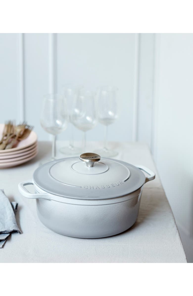 CHASSEUR French Enameled Cast Iron Round Dutch Oven - 4.2-quart - Celestial Grey, Alternate, color,