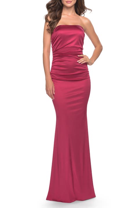 Chic Strapless Liquid Jersey Gown with Ruching