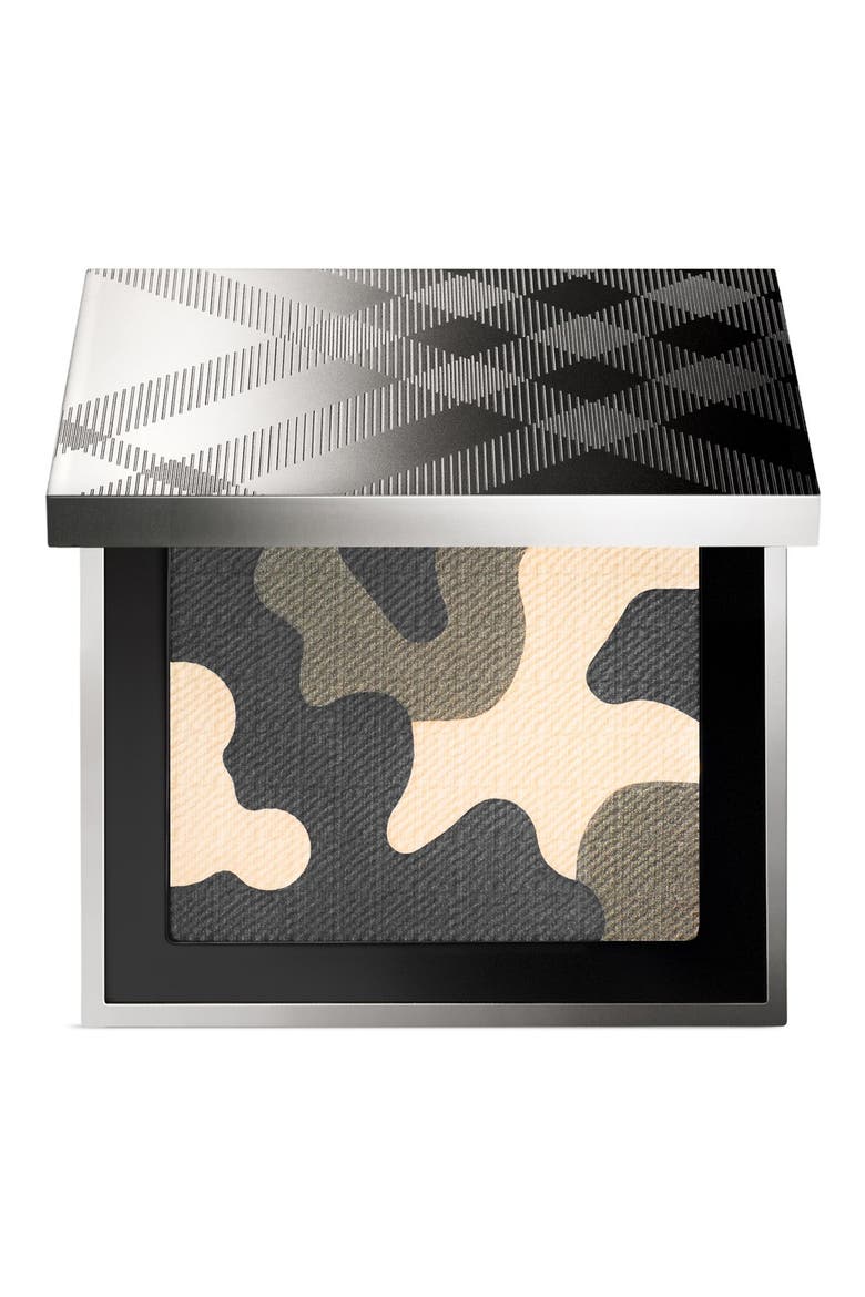 Burberry Beauty 'Autumn/Winter 2015 Runway - Camo' Eyeshadow Palette (Limited Edition), Main, color, NO COLOR