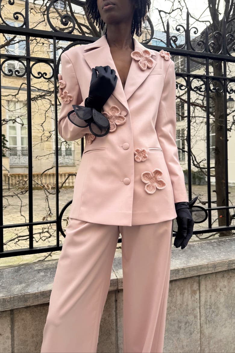 High-waisted Loose-fitting Pants in Powder, Alternate, color, Powder