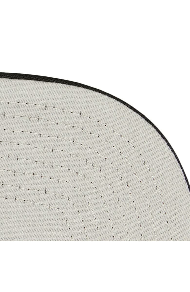 Mitchell & Ness Men's Mitchell & Ness Black Boston Bruins Ascend Deadstock Snapback Hat, Alternate, color, Black