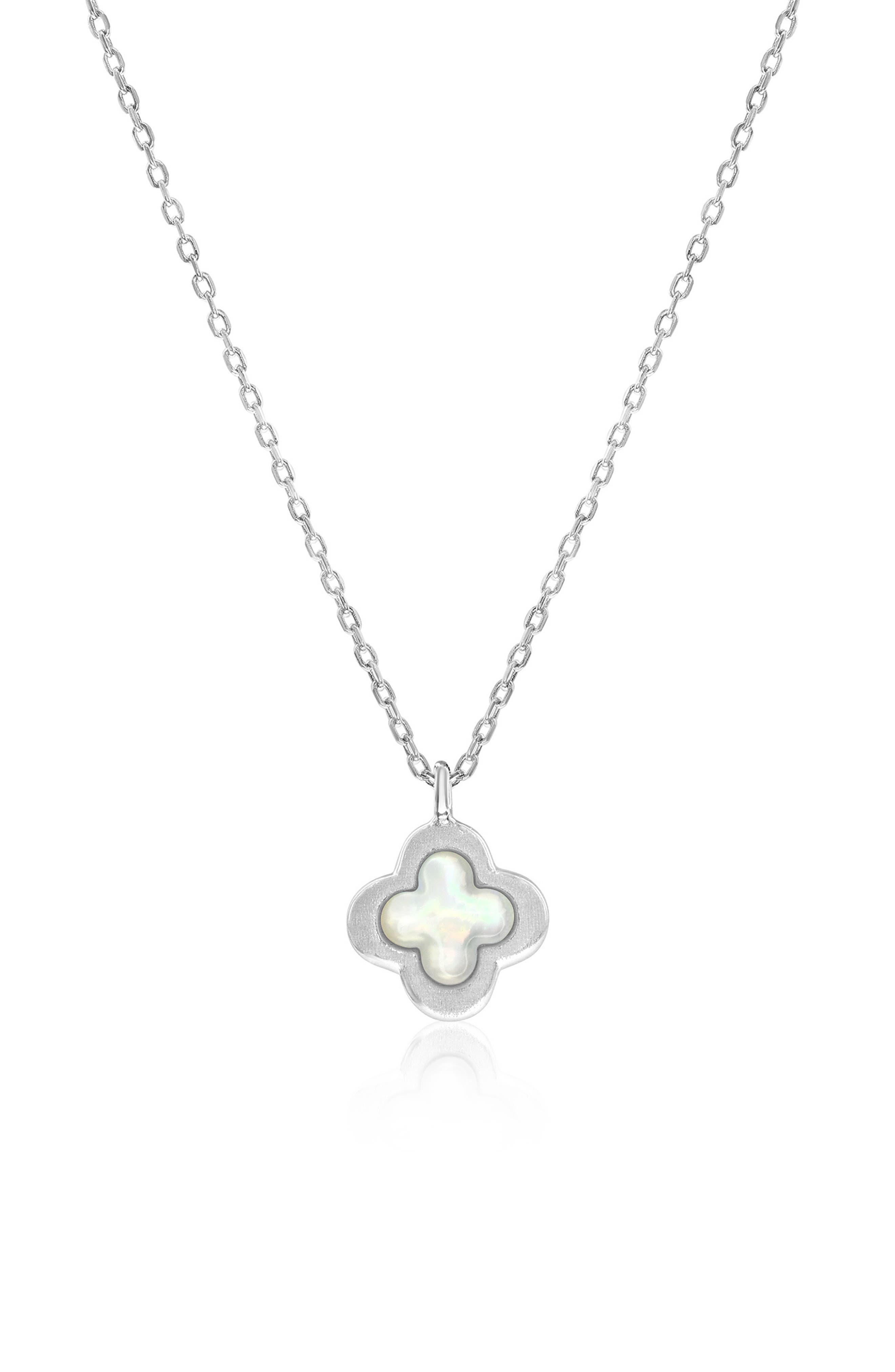 Mother of Pearl Flower Pendant Necklace