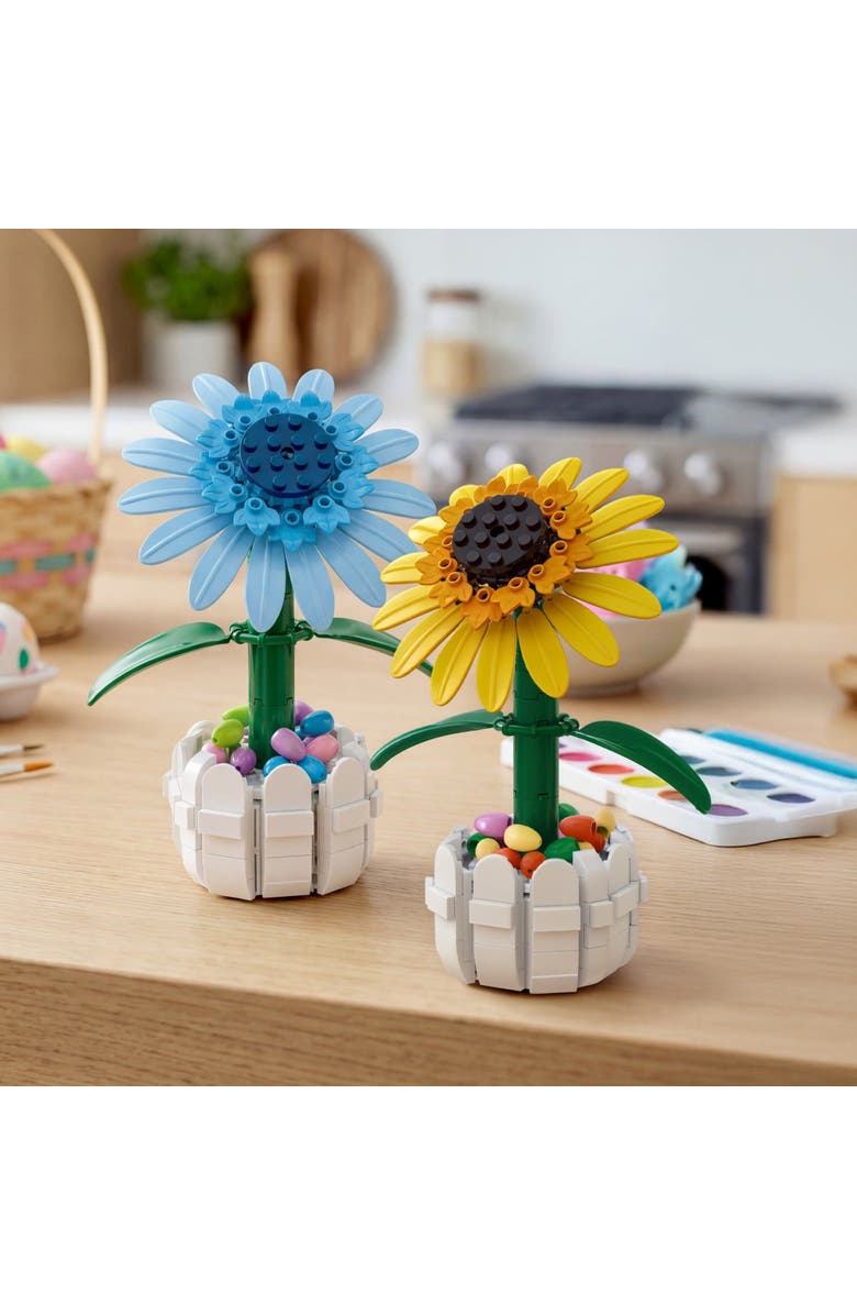 Brickcraft Bricktanicals Blue Sunflower in Picket Fence Pot Building Set, Alternate, color, Yellow