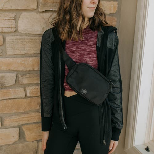 Parker Baby Co. Belt Bag In Black
