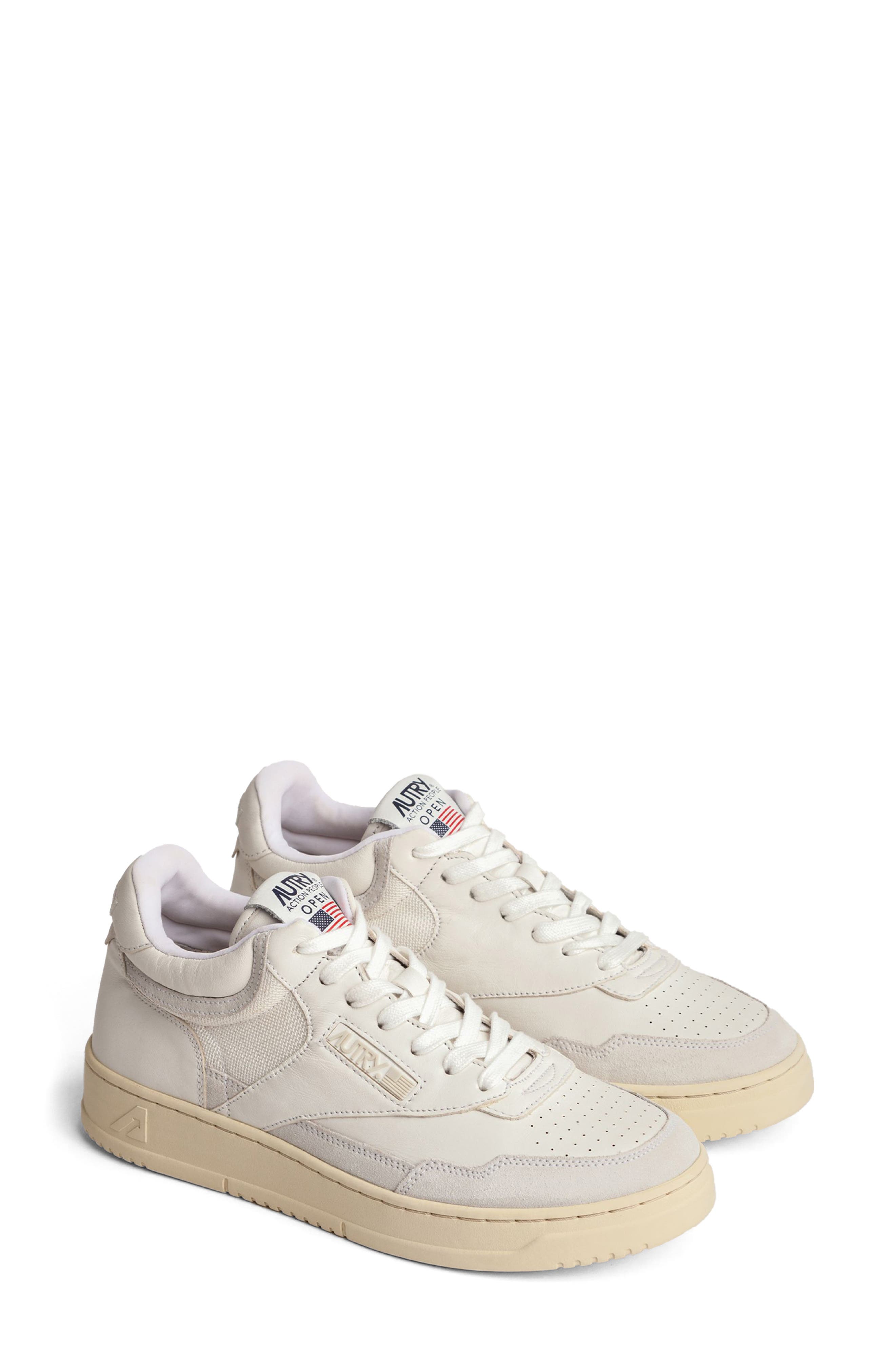 Open Sneaker