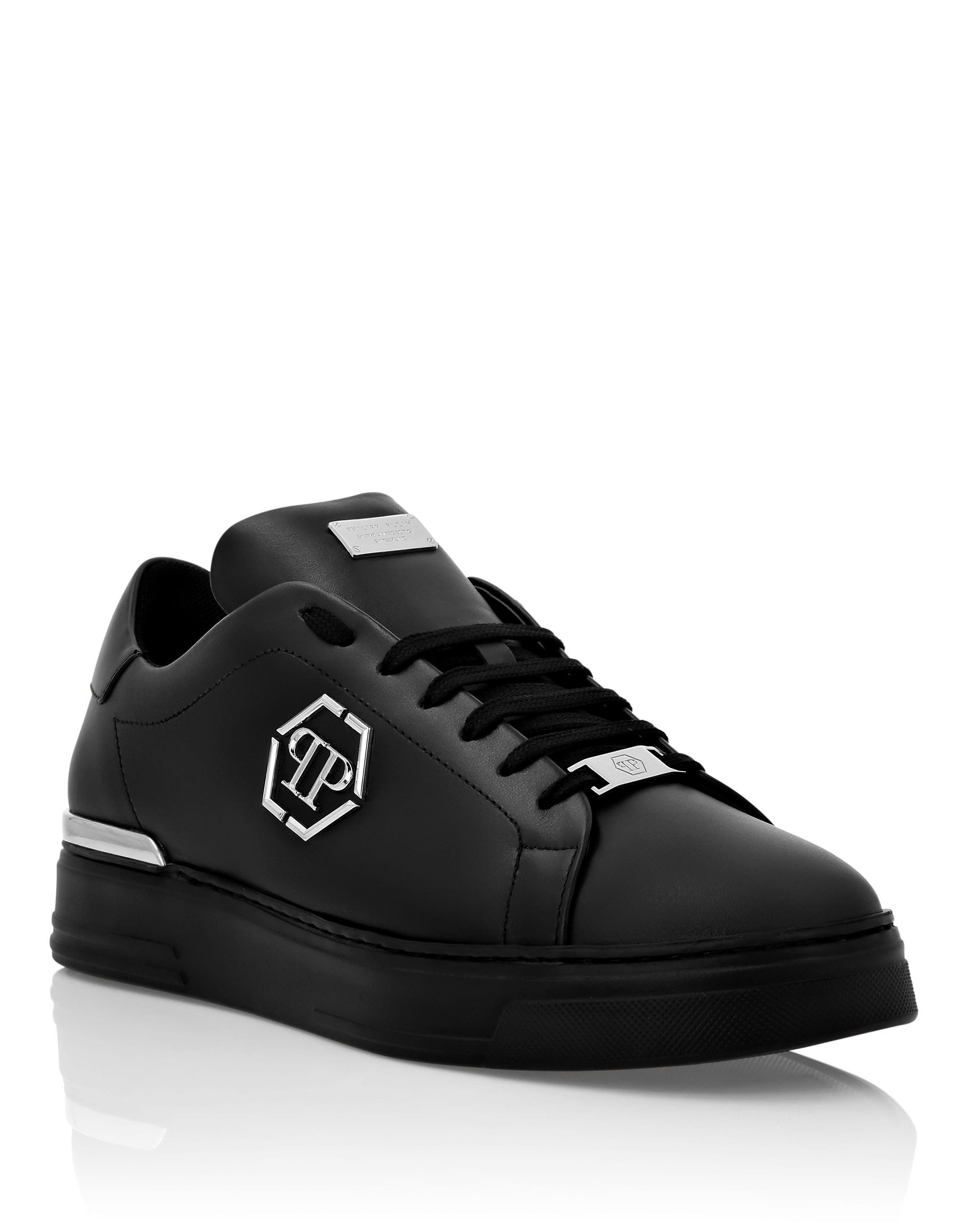 black/black